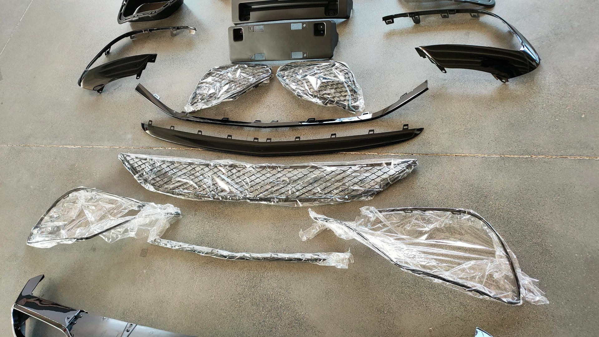 BODY KIT FOR MERCEDES BENZ S CLASS COUPE C217 2015 - 2021 UPGRADE KIT CONVERSION