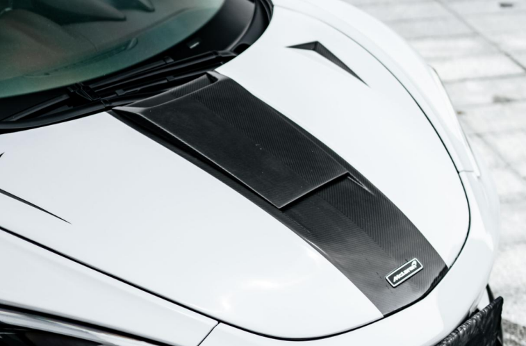 Dry Carbon Body Kit For McLaren GT 2013-2016  Set Include:  Front Lip Front Bumper OEM Part Fron Bumper Air Intake Cover Side Skirts Side Air Intake Cover Rear Diffuser Rear Diffuser Trims Rear Spoiler (2 types) Trunk/Hood Lid Panel Entrance Material: Dry Carbon