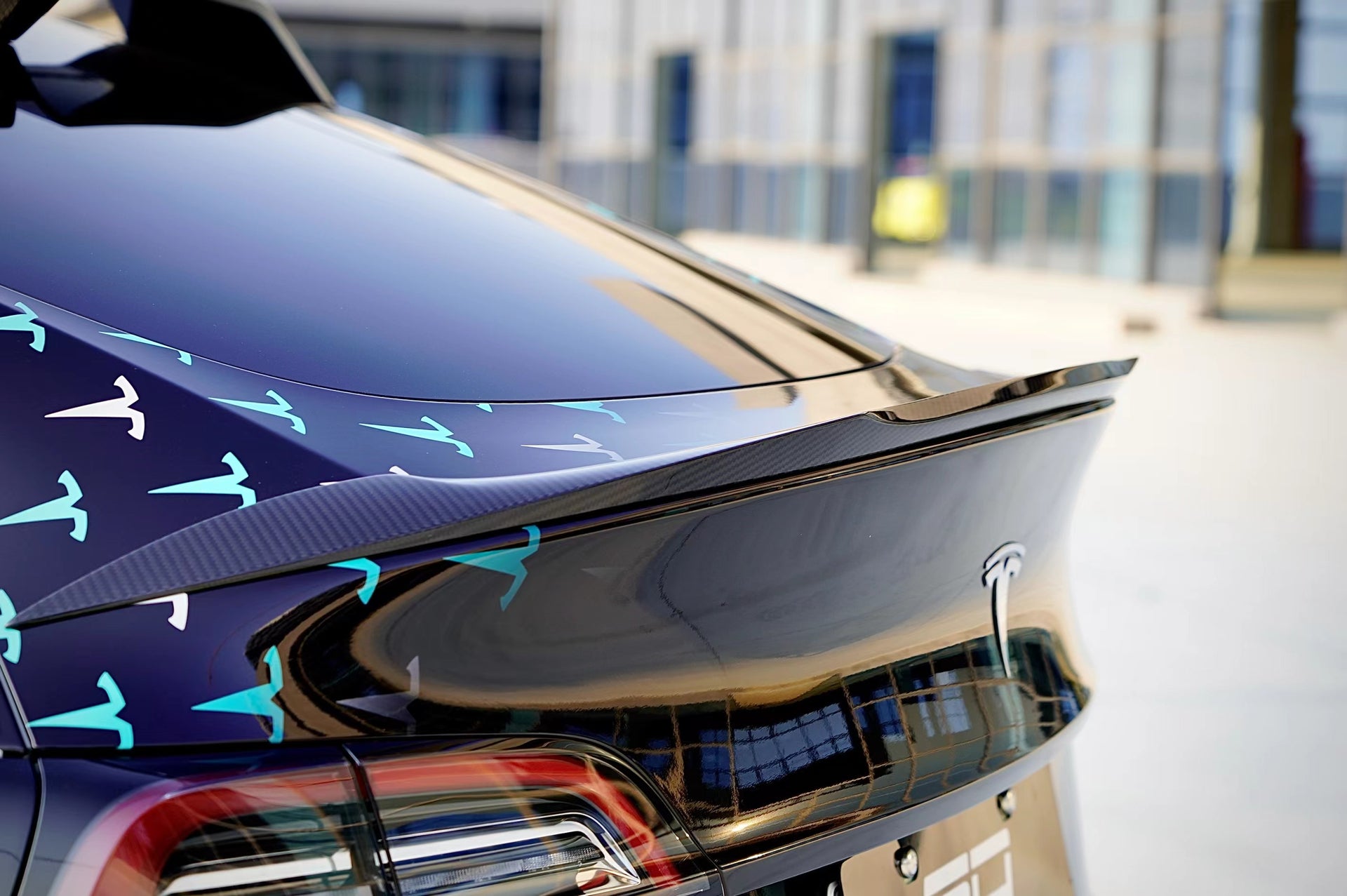 FORZA PERFORMANCE BODY KIT for TESLA Model Y Body Kit for Tesla Model Y  Set include:   Front bumper assembly with front lip Front hood Side skirts Wide fenders (can use without) Rear diffuser Trunk spoiler  Roof Spoiler Material: Carbon or PP