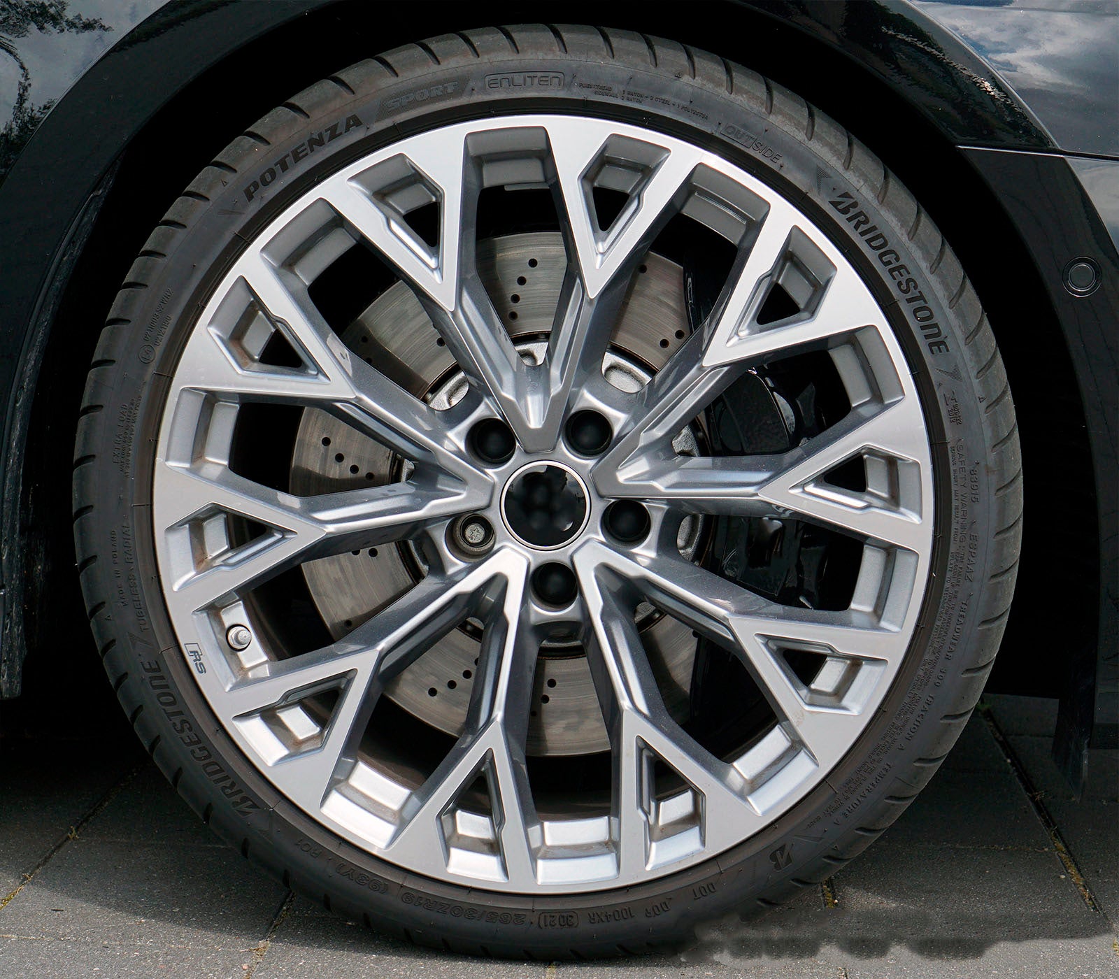 Audi RS3 19インチ 純正アルミ 希少品 美品】アウディ 8Y RS3 純正 19in 9J +25 8J +46 PCD112
