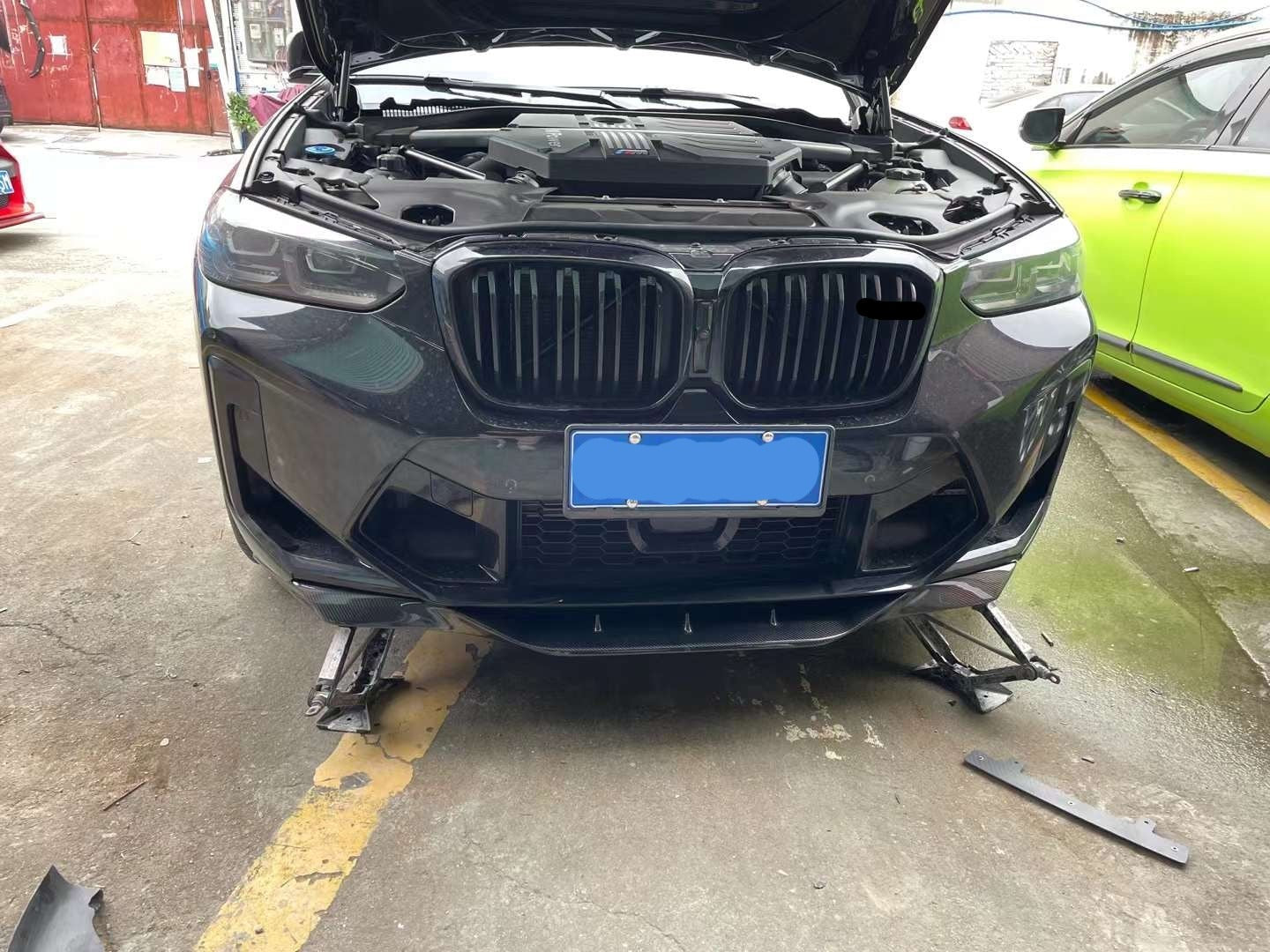 Carbon Body Kit For BMW X4 G02 LCI X4M F98 LCI 2021+  Set include:  Front Lip Side Skirts Rear Diffuser Material: Carbon