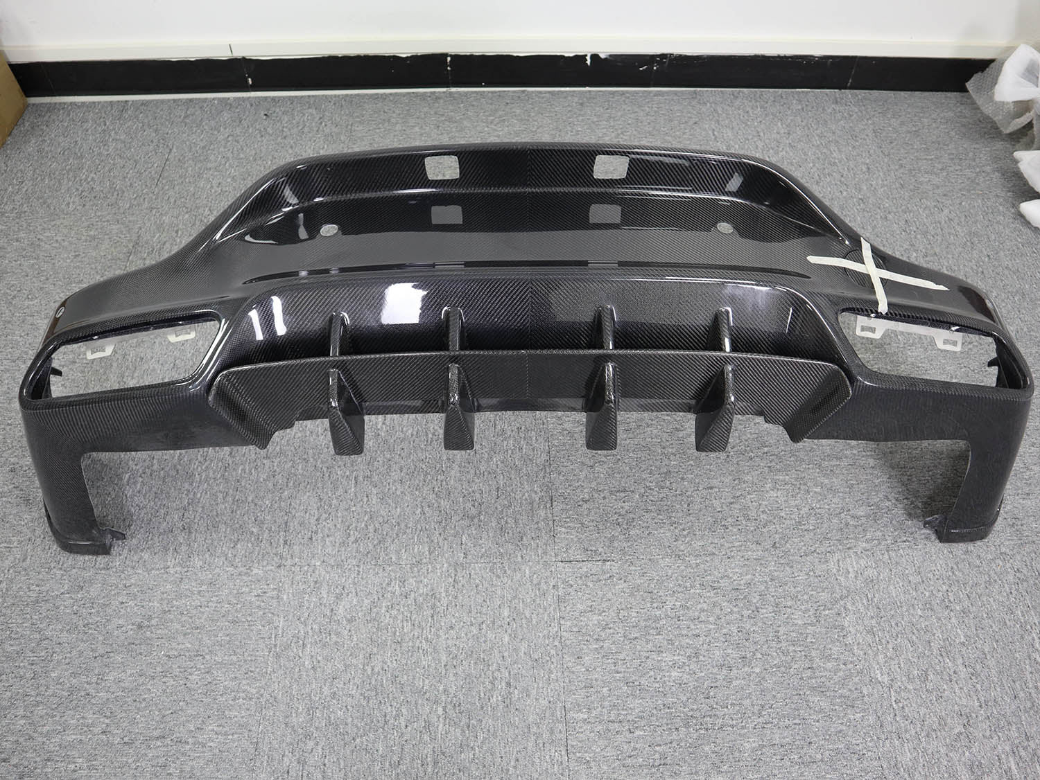 CARBON FIBER BODY KIT for MERCEDES BENZ GLC X253 2015 - 2019
Set includes:
Front Lip
Fender Flares
Rear Diffuser
Rear Spoiler
Material: Carbon Fiber
Payment ►
Visa
Mastercard
PayPal with a credit card (add 4.4% at checkout)
Payoneer
Cryptocurrency
Shipment ►
By express DHL/UPS/TNT/FedEx
To the local international airport
Special line by air
Special line by the sea
To Europe and the UK by train
Please let us know which shipping option you prefer.