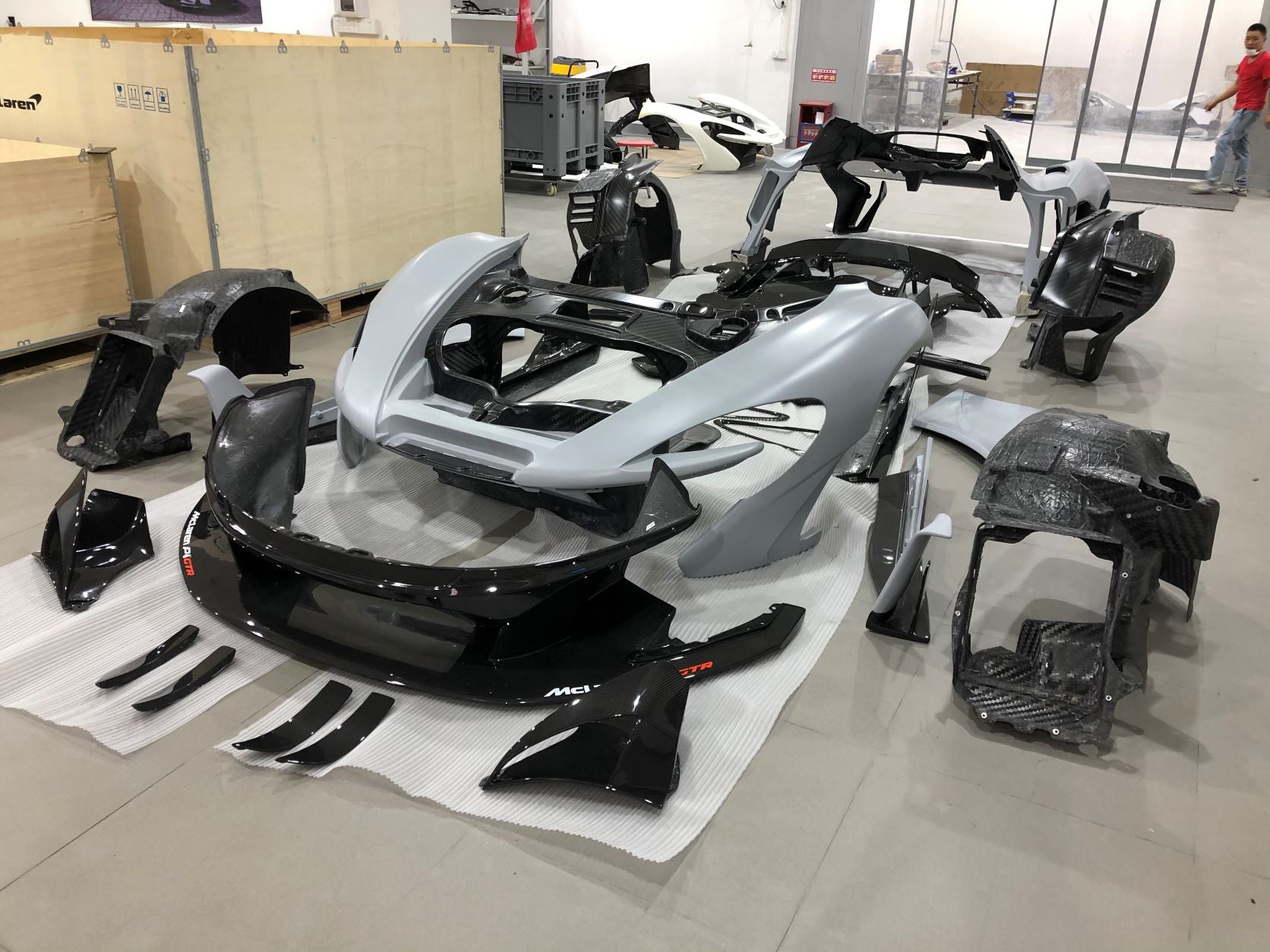 Conversion Dry Carbon Body Kit For McLaren P1 2013-2016 to P1 GTR  Set Include:  Front Lip Front Bumper OEM Part Fron Bumper Air Intake Cover Side Skirts Side Air Intake Cover Rear Diffuser Rear Diffuser Trims Rear Spoiler (2 types) Trunk/Hood Lid Panel Entrance Material: Dry Carbon  CONTACT US FOR PRICING  Note: Professional installation is required.