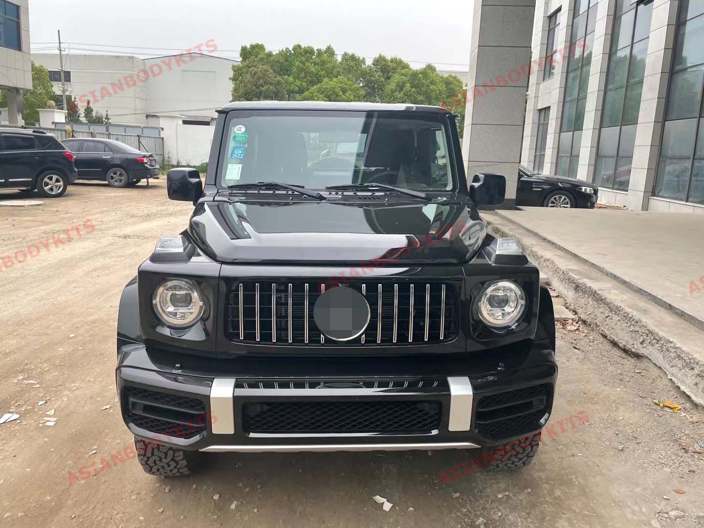 CONVERSION BODY KIT for SUZUKI JIMNY JB74W 2018+ UPGRADE to MERCEDES BENZ G CLASS G63
Set includes:
Front Bumper Assembly
Hood Bonnet
Front Grille
Front Fenders
Front Headlights
Front Headlight Covers
Roof Light Bar
Front Fender Flares
Side Skirts
Side Moldings
Rear Fender Flares
Rear Bumper Assembly
Roof Spoiler
Tail Lights
Material: Plastic PP and ABS
Note: Professional installation is required
Why “Contact Us for Pricing”?
We don’t display fixed prices because our goal is to offer you the most c