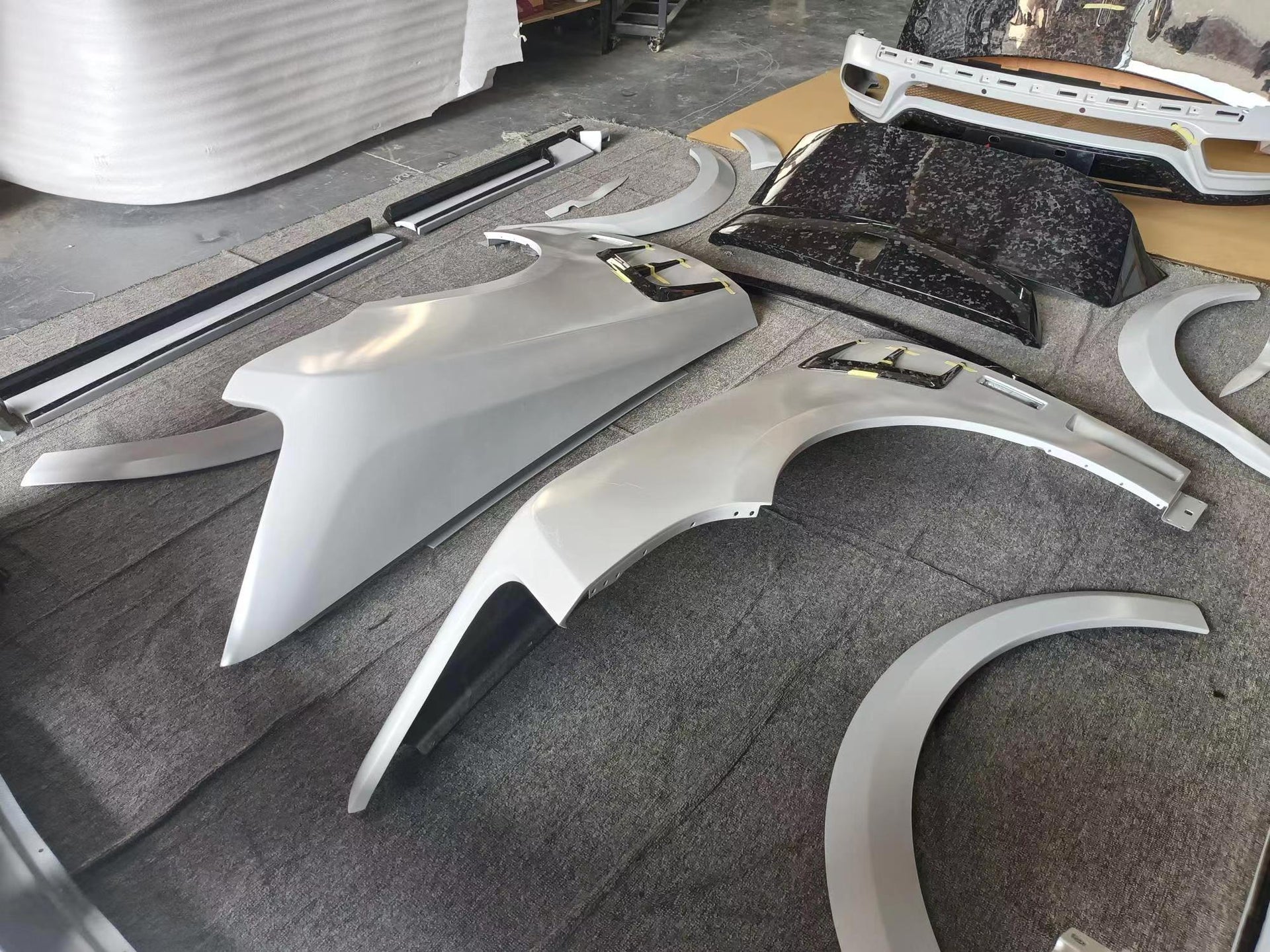 MANSORY Forged Carbon Body Kit For Rolls-Royce Cullinan