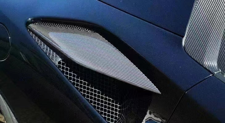 OEM Style Dry Carbon Body Kit For Ferrari F8  Set include:   Front Lip Front Lip Canards Hood Trims Side Skirts Rear Air Intlet Trims Rear Diffuser Rear Spoiler Engine Cover Material: Dry Carbon