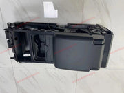 Middle Armrest Console Box For Land Rover Defender L663 2019+ Set include: Armrest Console Box Material: ABS plastics Note: Professional installation is required