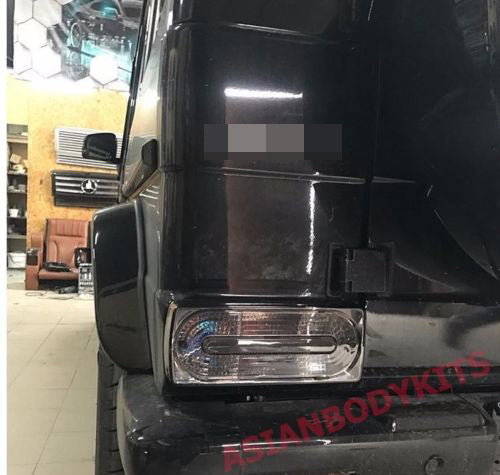 TAIL LIGHT COVERS for MERCEDES BENZ G CLASS W463 FACELIFT 2008 - 2017
Set includes:
Tail Light Covers
Material: Plastic
Note: Professional installation is required.