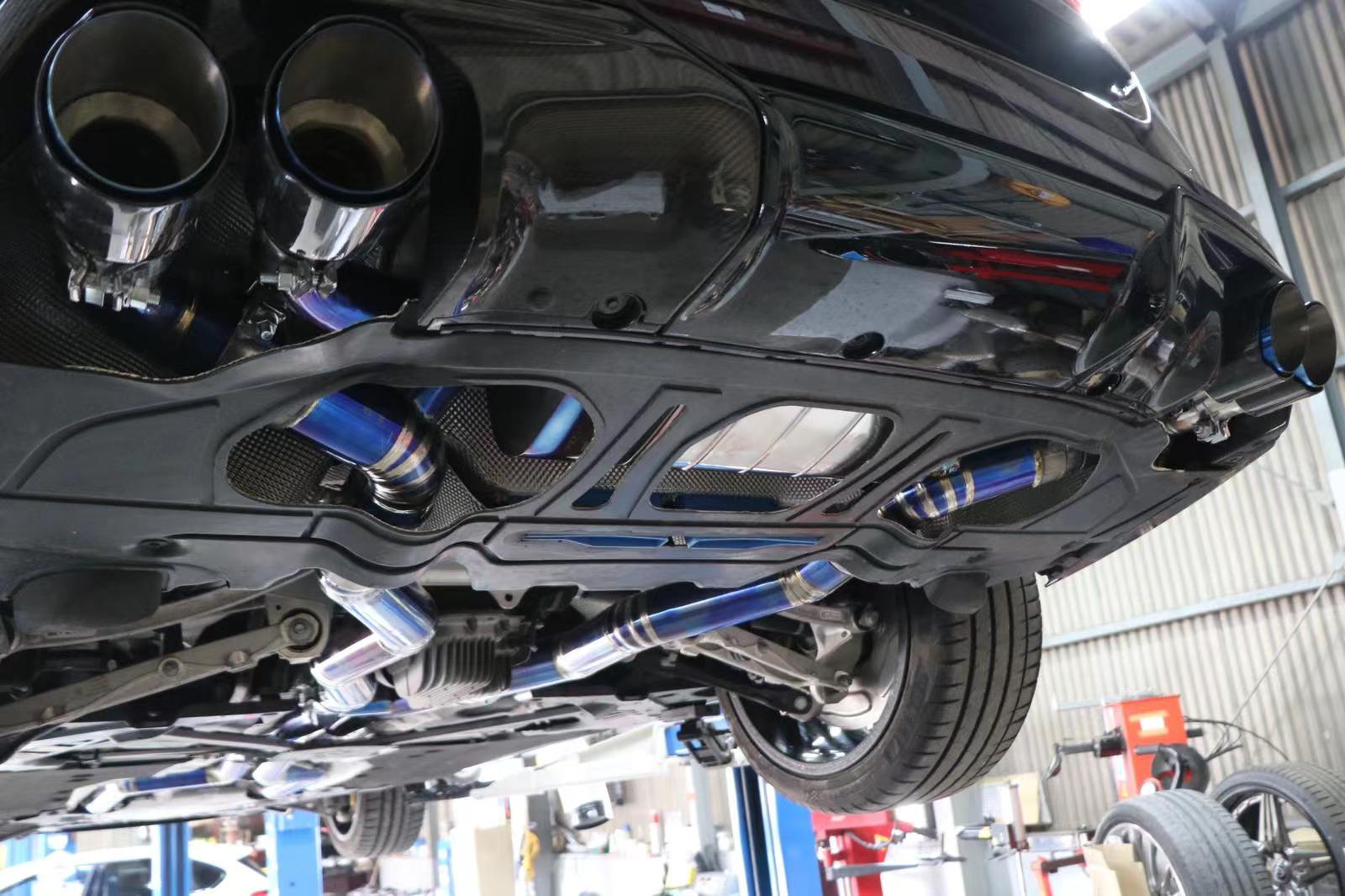 Aggressive Sporty Sound Valved Exhaust Catback Muffler For BMW M8 F93 Gran Coupe 2019+ 4.4L  Set include:  Center pipes Muffler with valves The valve control unit and remote controller Material: Stainless steel  Production time: 10 days  NOTE: Professional installation is required.
