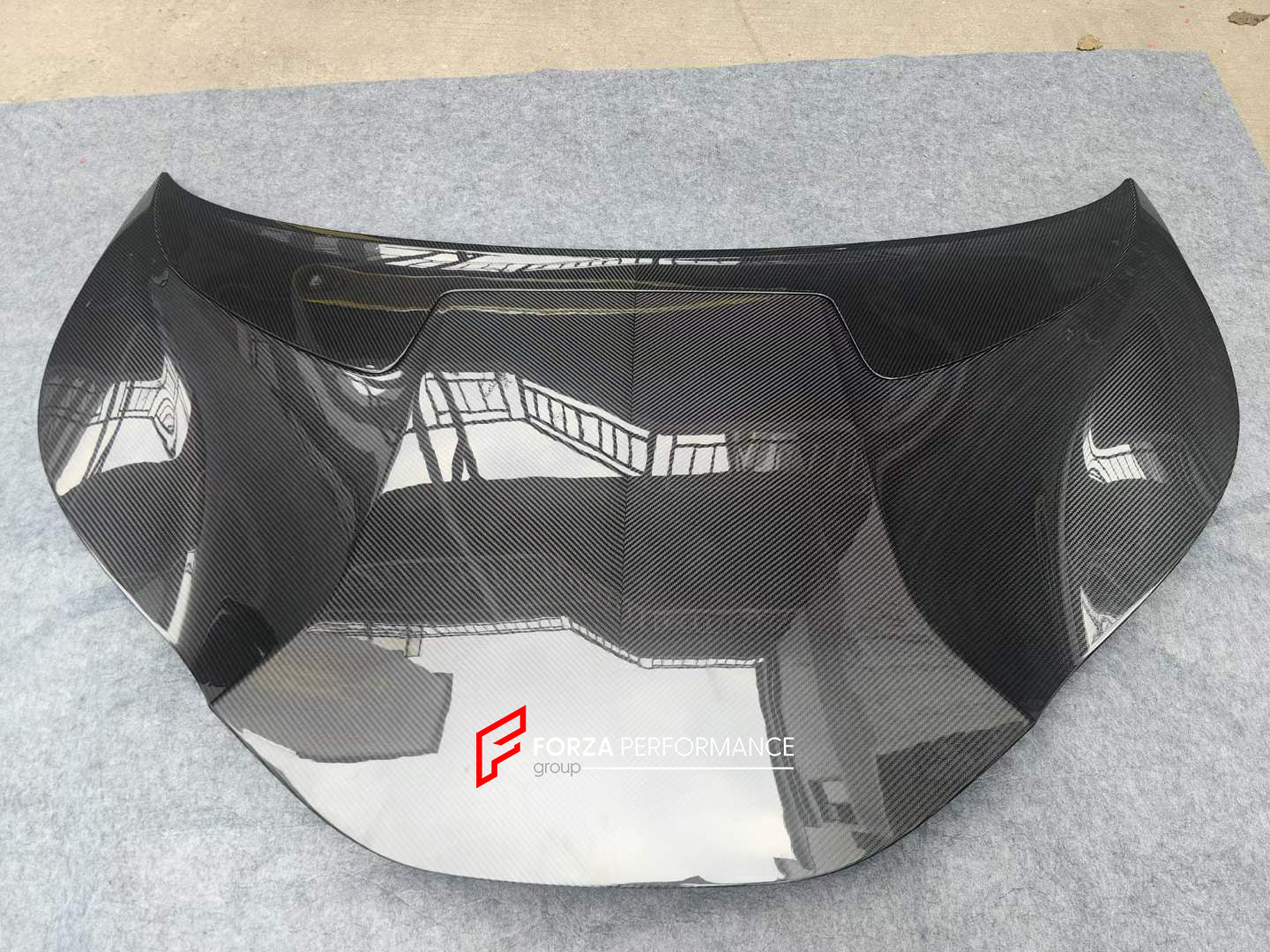 CARBON HOOD for LOTUS ELETRE  Set includes:  Hood