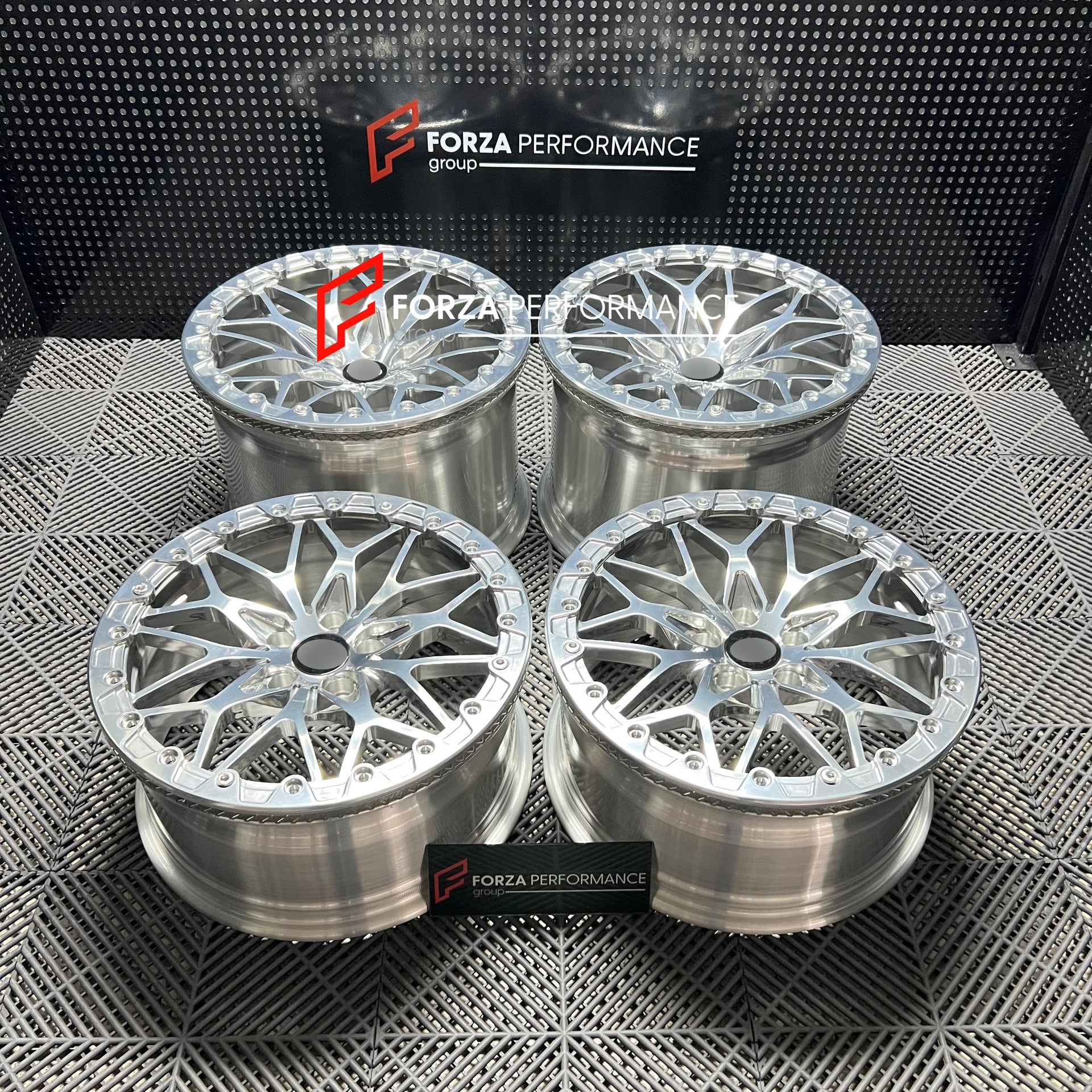 18 INCH BEADLOCK FORGED WHEELS RIMS for AUDI R8 2017 Forza Performance custom fit  VTFORGED VS-R/BL Beadlock design style wheels