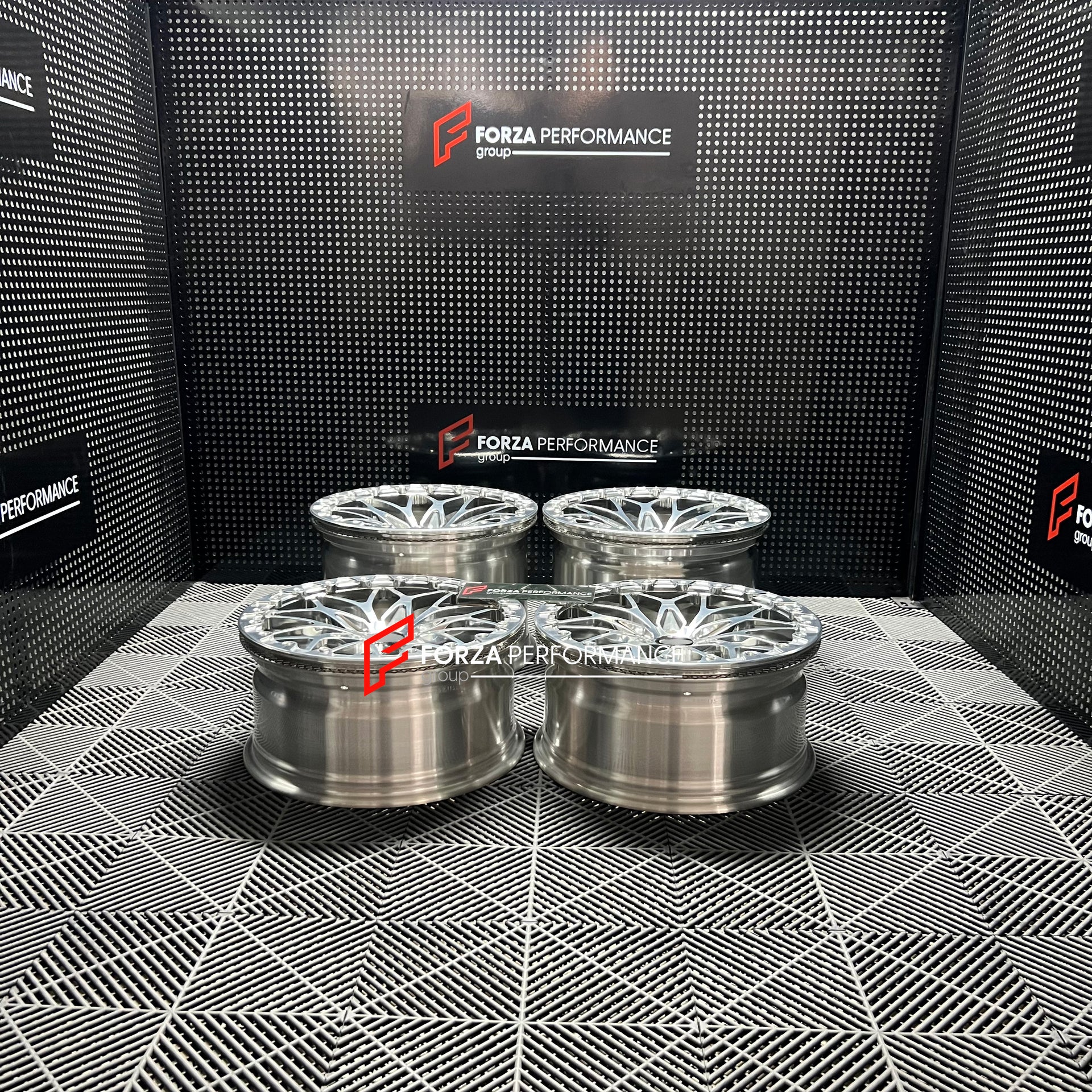 18 INCH BEADLOCK FORGED WHEELS RIMS for AUDI R8 2017 Forza Performance custom fit  VTFORGED VS-R/BL Beadlock design style wheels