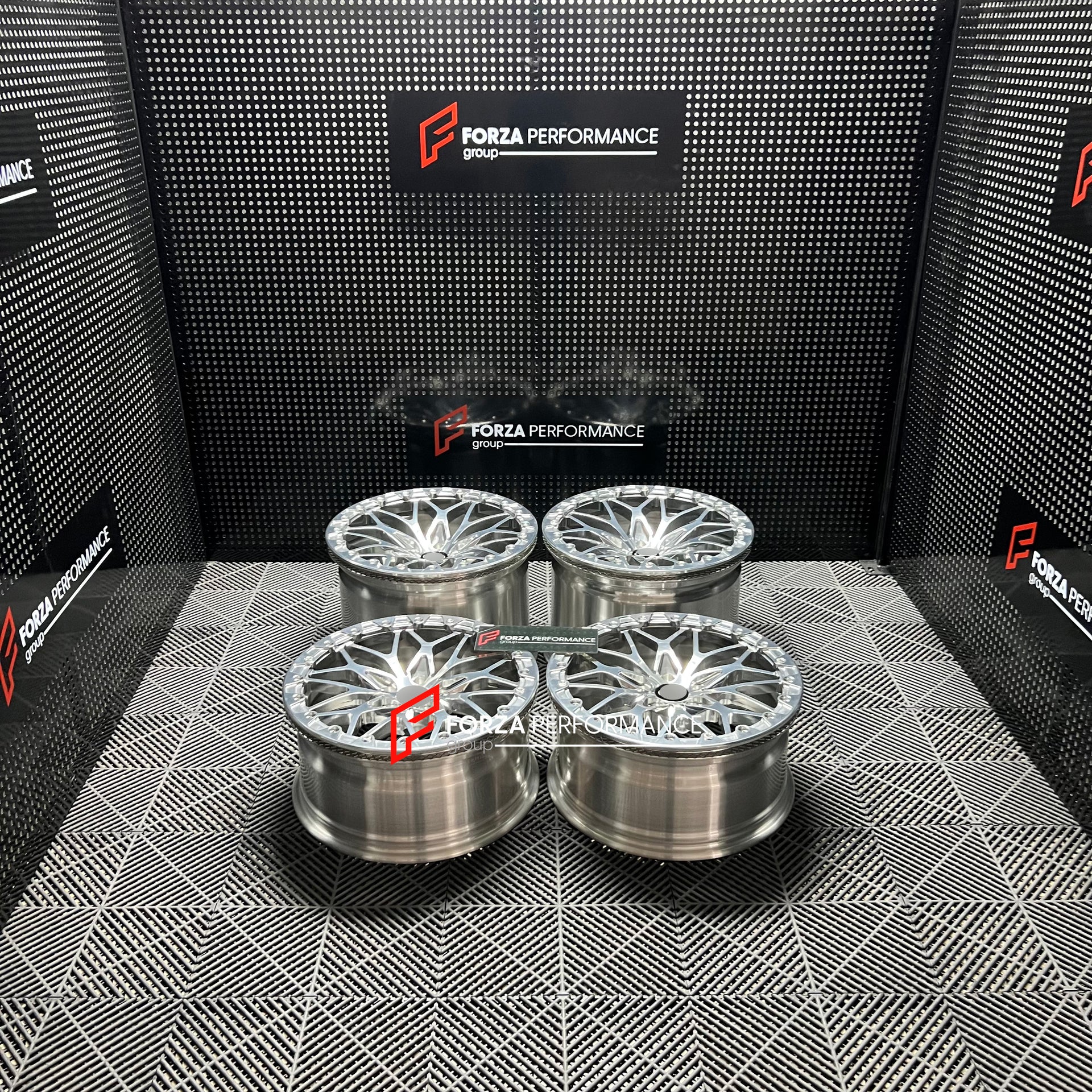 18 INCH BEADLOCK FORGED WHEELS RIMS for AUDI R8 2017 Forza Performance custom fit  VTFORGED VS-R/BL Beadlock design style wheels