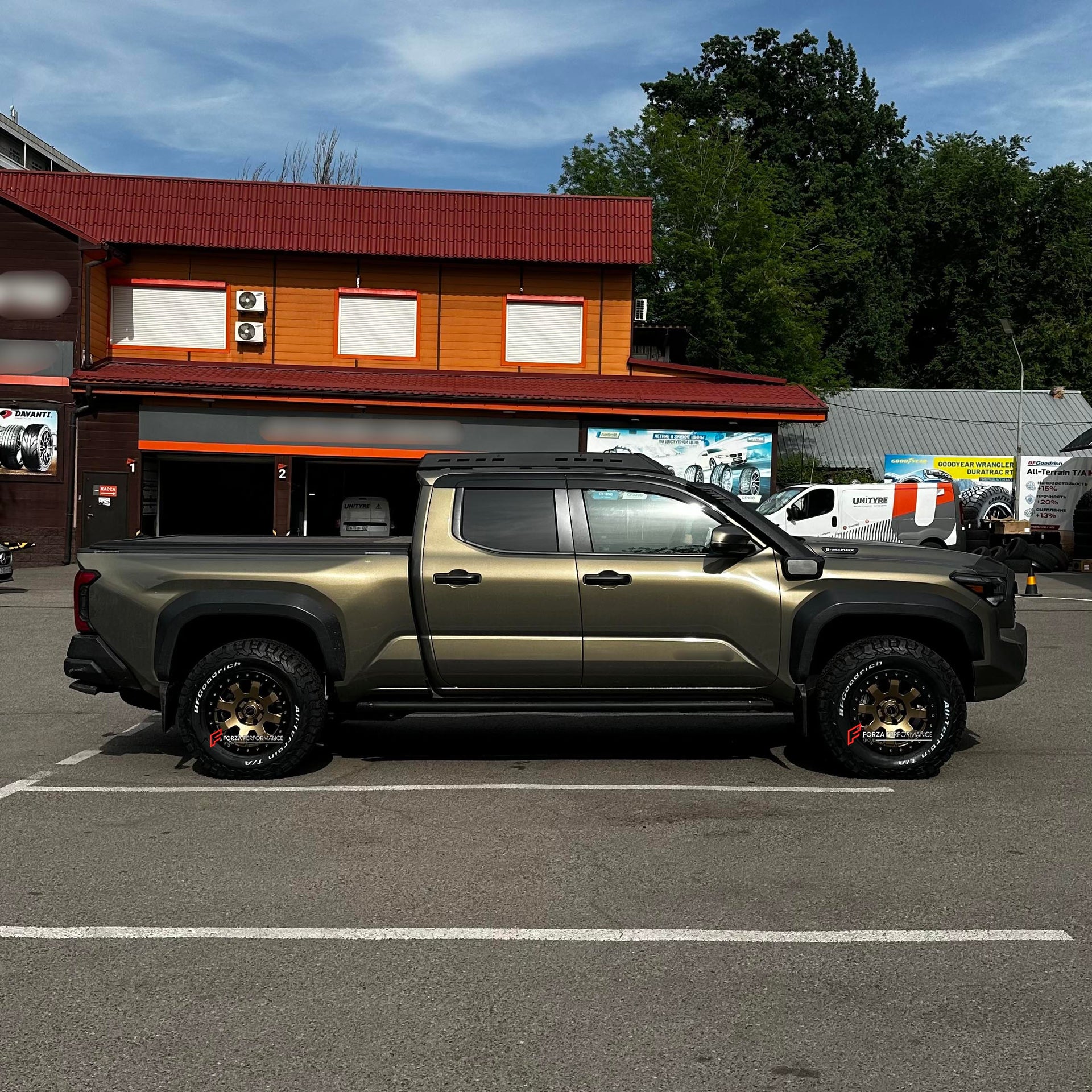 18 INCH BEADLOCK FORGED WHEELS RIMS for TOYOTA TACOMA TRAILHUNTER 2024 IV N400 custom fit buy Raceline 935BZ Defender style wheels