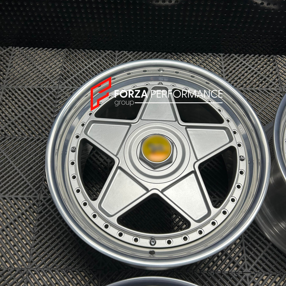 18 INCH FORGED WHEELS RIMS for BMW 3 SERIES 335i E90 E91 E92 E93 2008 Forza Performance custom fit buy OEM Ferrari F40 style design wheels