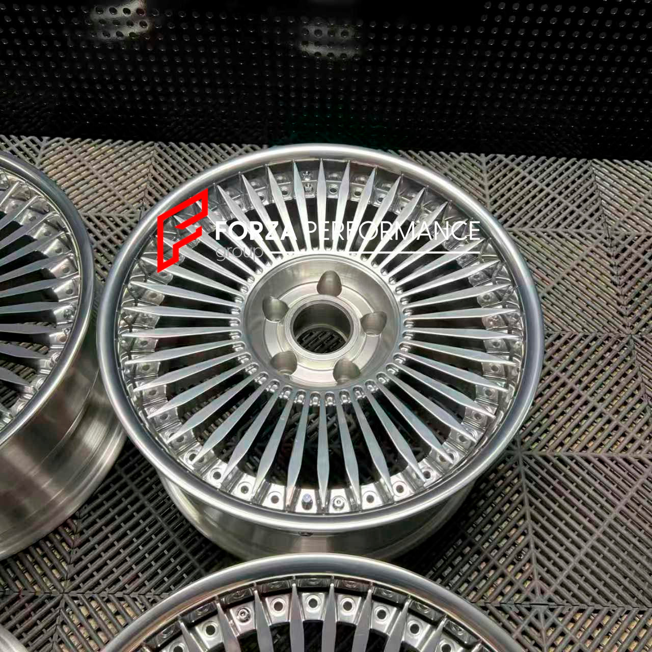 18 INCH FORGED WHEELS RIMS for LINCOLN CONTINENTAL 1965 custom fit buy Forgiato Trimestre M style design wheels