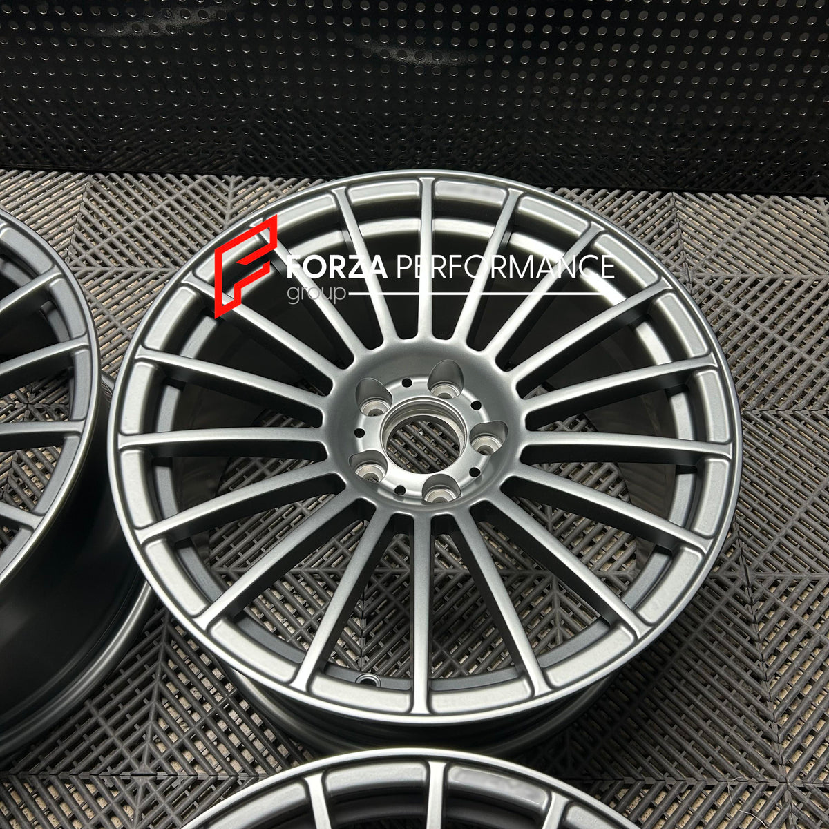 18 INCH FORGED WHEELS RIMS for MERCEDES BENZ CLK CLASS CLK 63 AMG W209 2009 custom fit buy OEM Mercedes Benz A1764010502 style design wheels