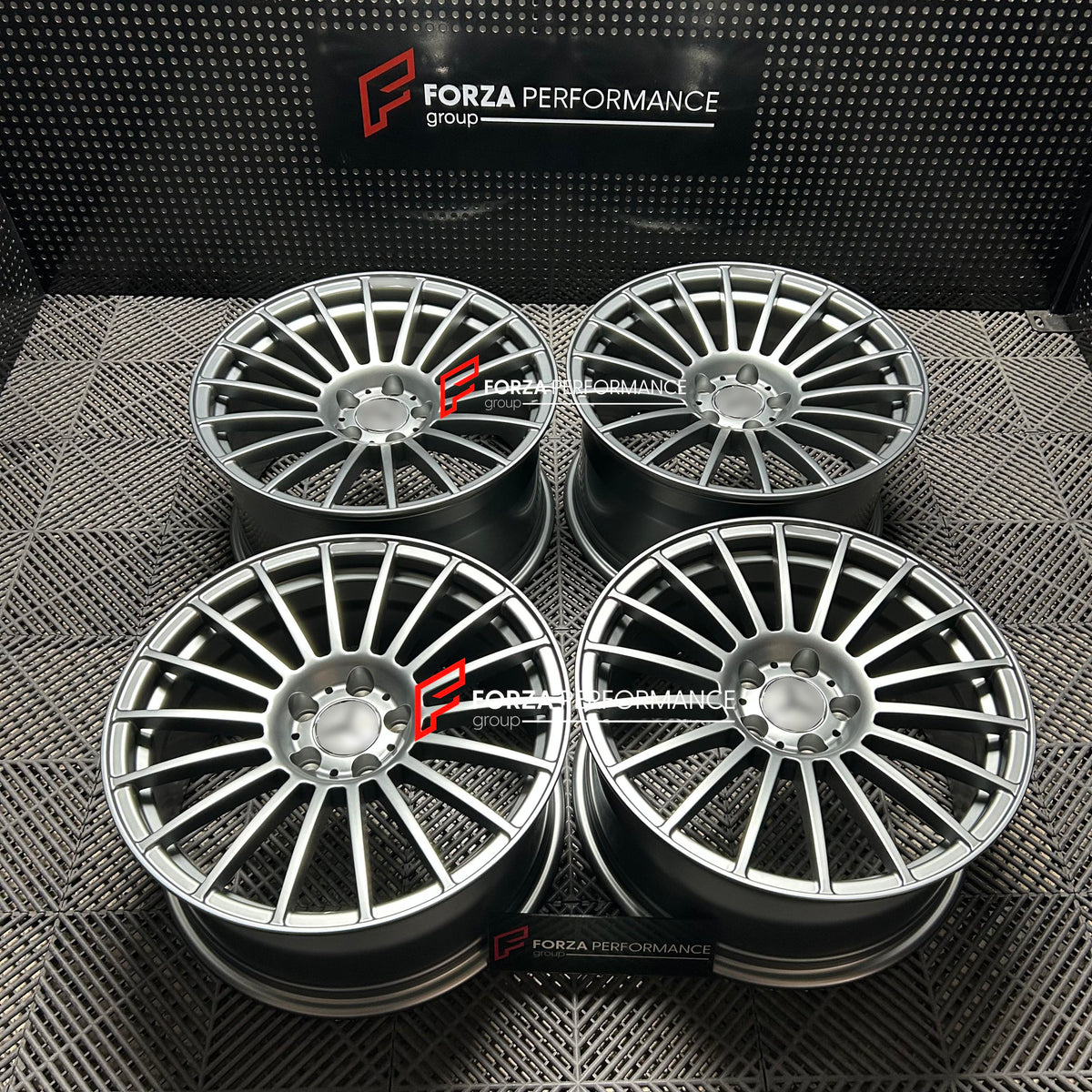 18 INCH FORGED WHEELS RIMS for MERCEDES BENZ CLK CLASS CLK 63 AMG W209 2009 custom fit buy OEM Mercedes Benz A1764010502 style design wheels