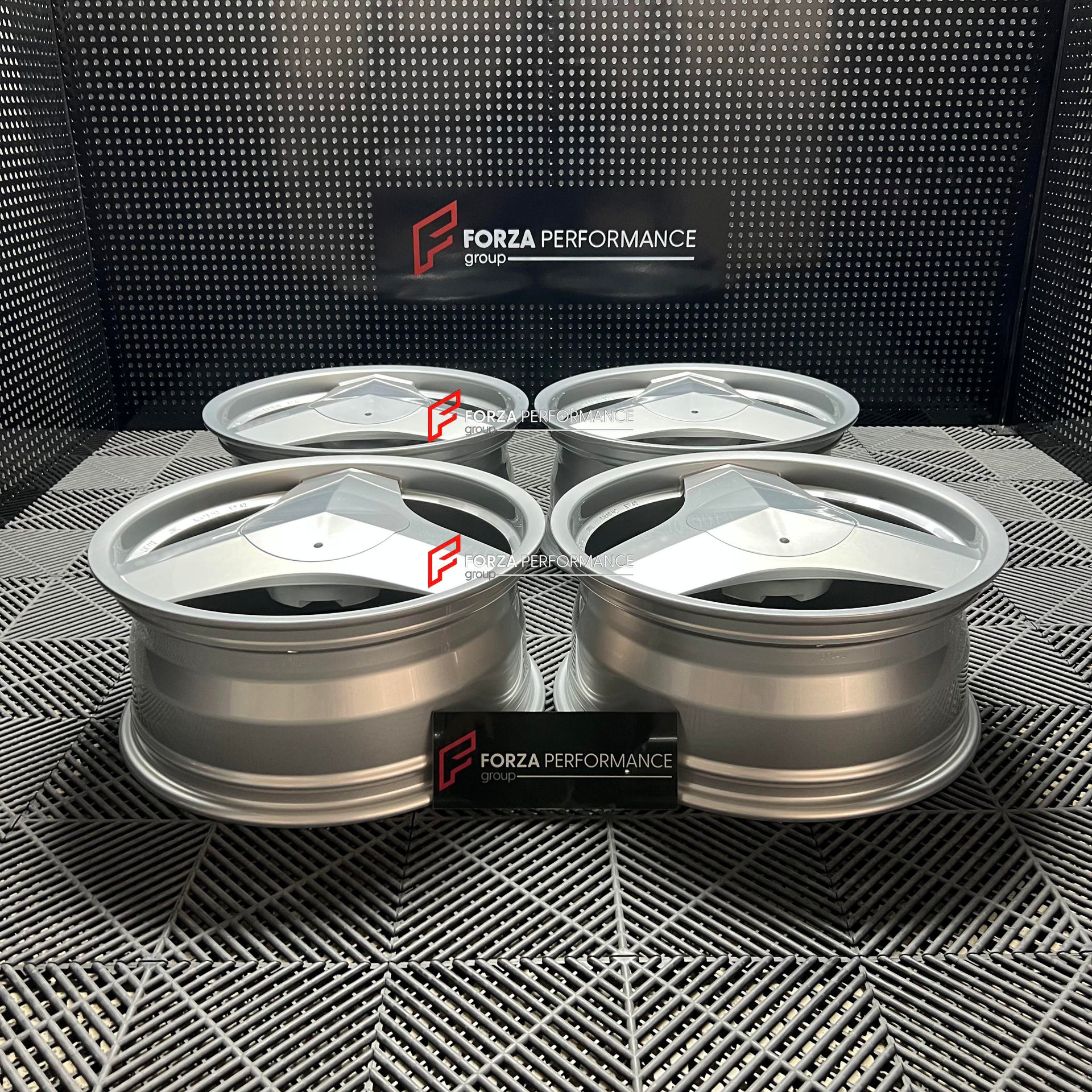 18 INCH FORGED WHEELS RIMS for MERCURY MARAUDER 2004 FORZA PERFORMANCE custom fit MONOBLOCK II 2 wheels buy