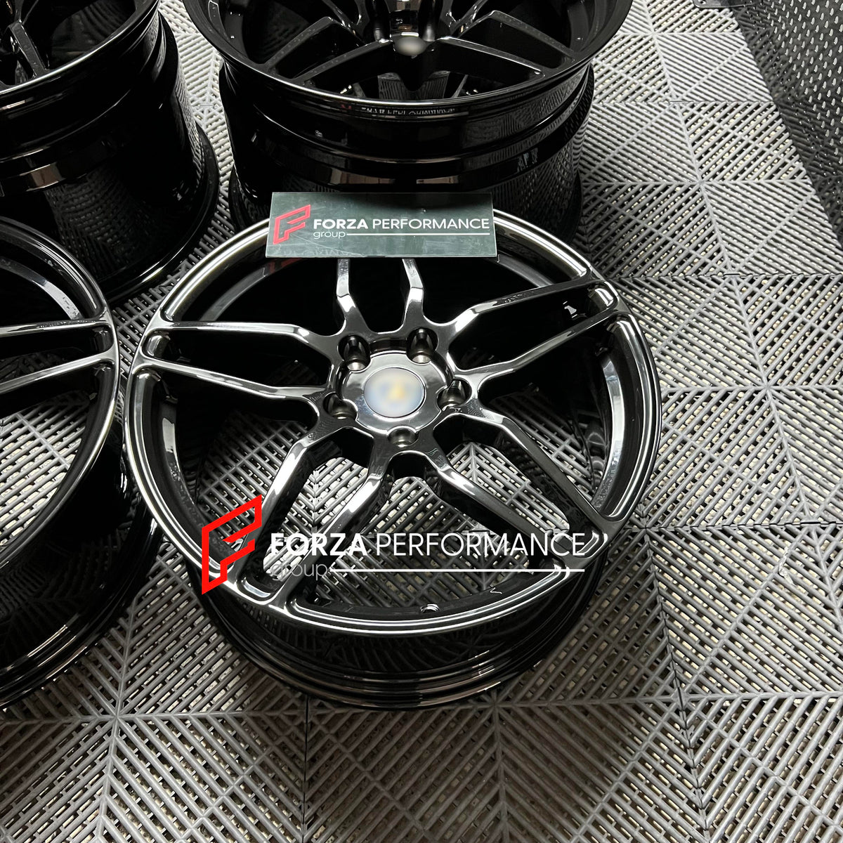FORGED WHEELS RIMS FOR LAMBORGHINI URUS PERFORMANTE SE 2026+ Forza Performance custom fit buy OEM Lamborghini Hercules style design wheels
