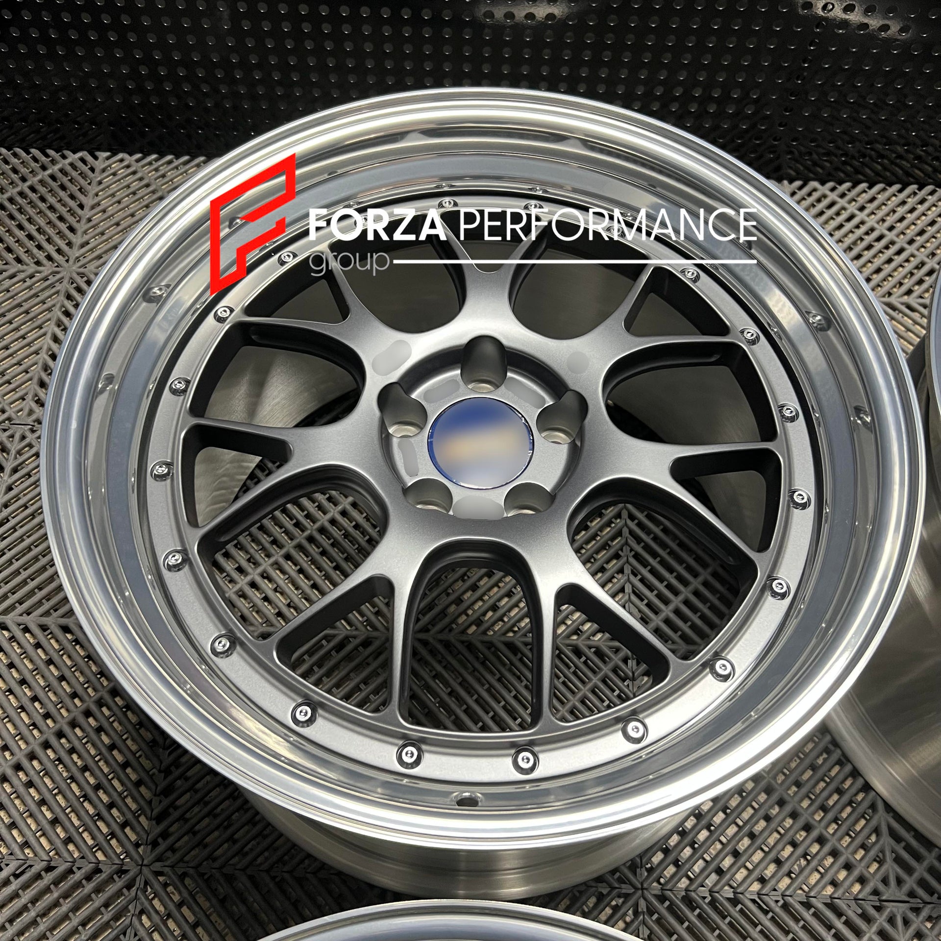 19 INCH FORGED WHEELS RIMS for AUDI R8 4.2 1ST GEN 2007 custom fit buy BBS LM-R style design wheels