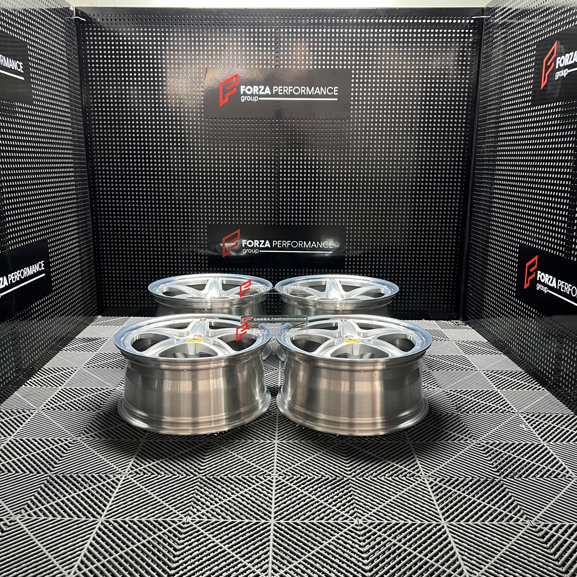 19 INCH FORGED WHEELS RIMS FOR FERRARI F8 SPIDER 2022 custom fit Forza Perfomance OEM FERRARI BBS MODULAR WHEELS