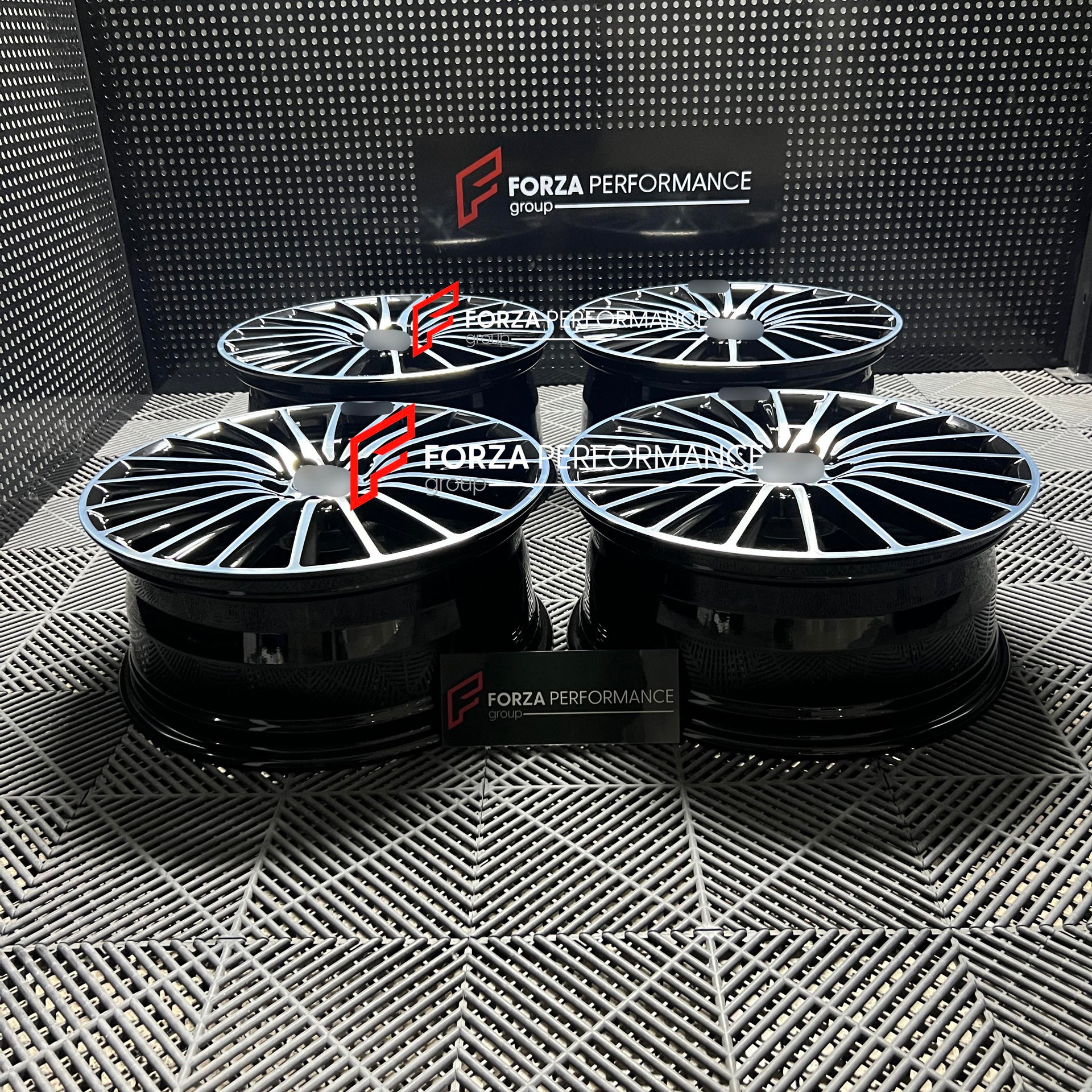 19 INCH FORGED WHEELS RIMS for MERCEDES BENZ CLE CLASS 300 2026 custom fit buy OEM Geniune Mercedes-Benz AMG Multi-Spoke W206 style design wheels