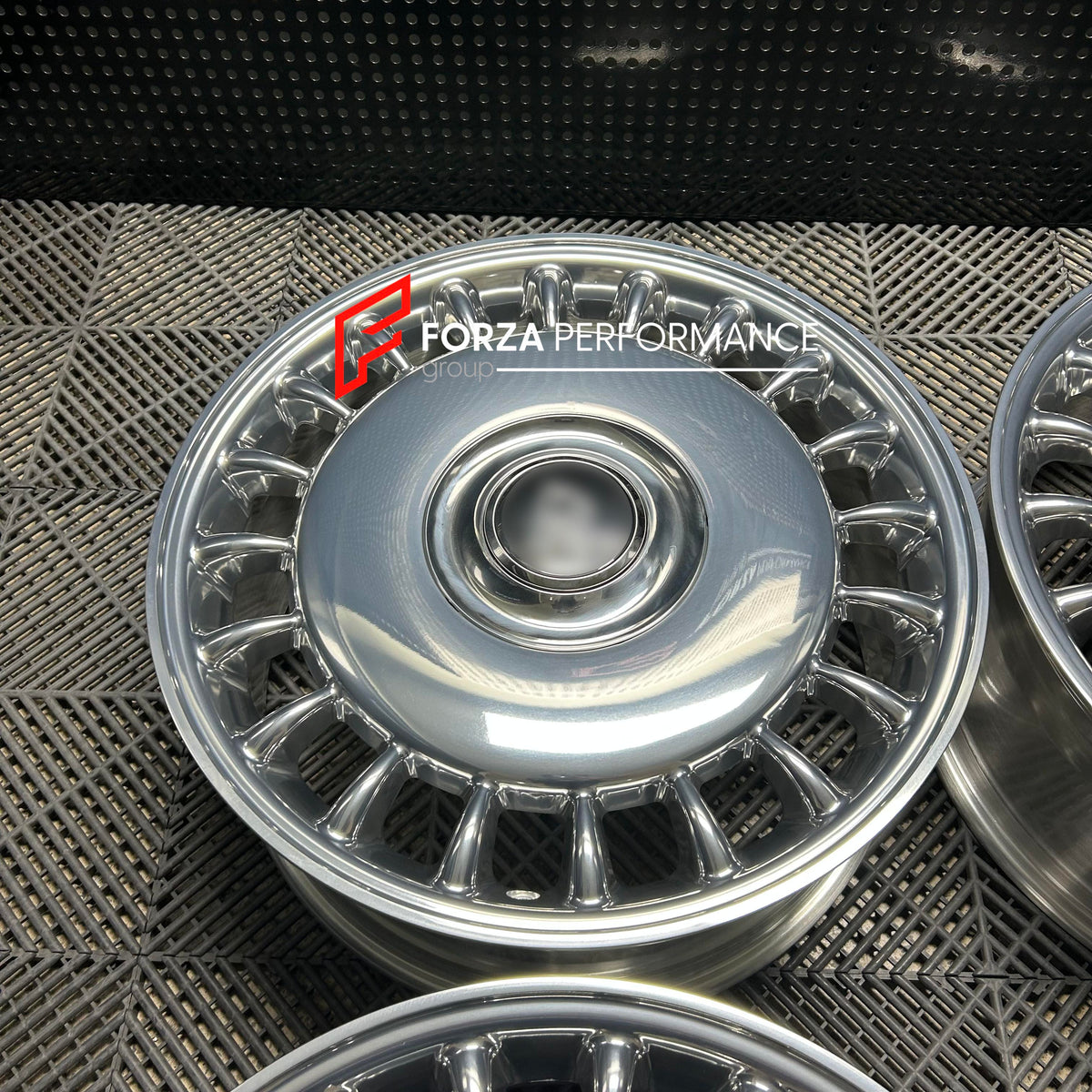 19 INCH FORGED WHEELS RIMS for ROLLS ROYCE CORNICHE 1983 Forza Performance custom fit buy OEM Rolls Royce Silver Spur style design wheels