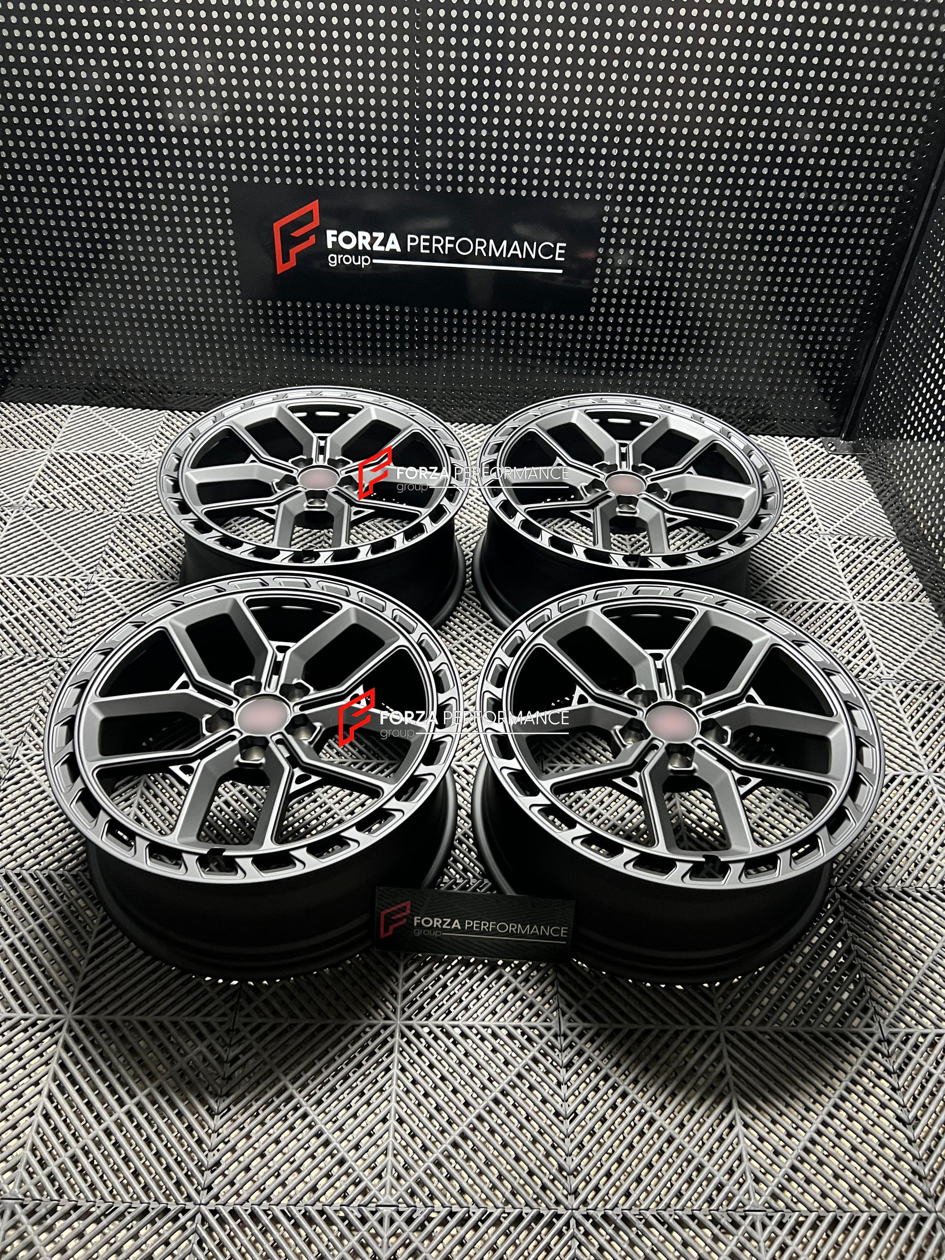 19 INCH FORGED WHEELS RIMS for VOLKSWAGEN TERAMONT I CA1 FACELIFT 2022 custom fit buy Vossen UV-X
