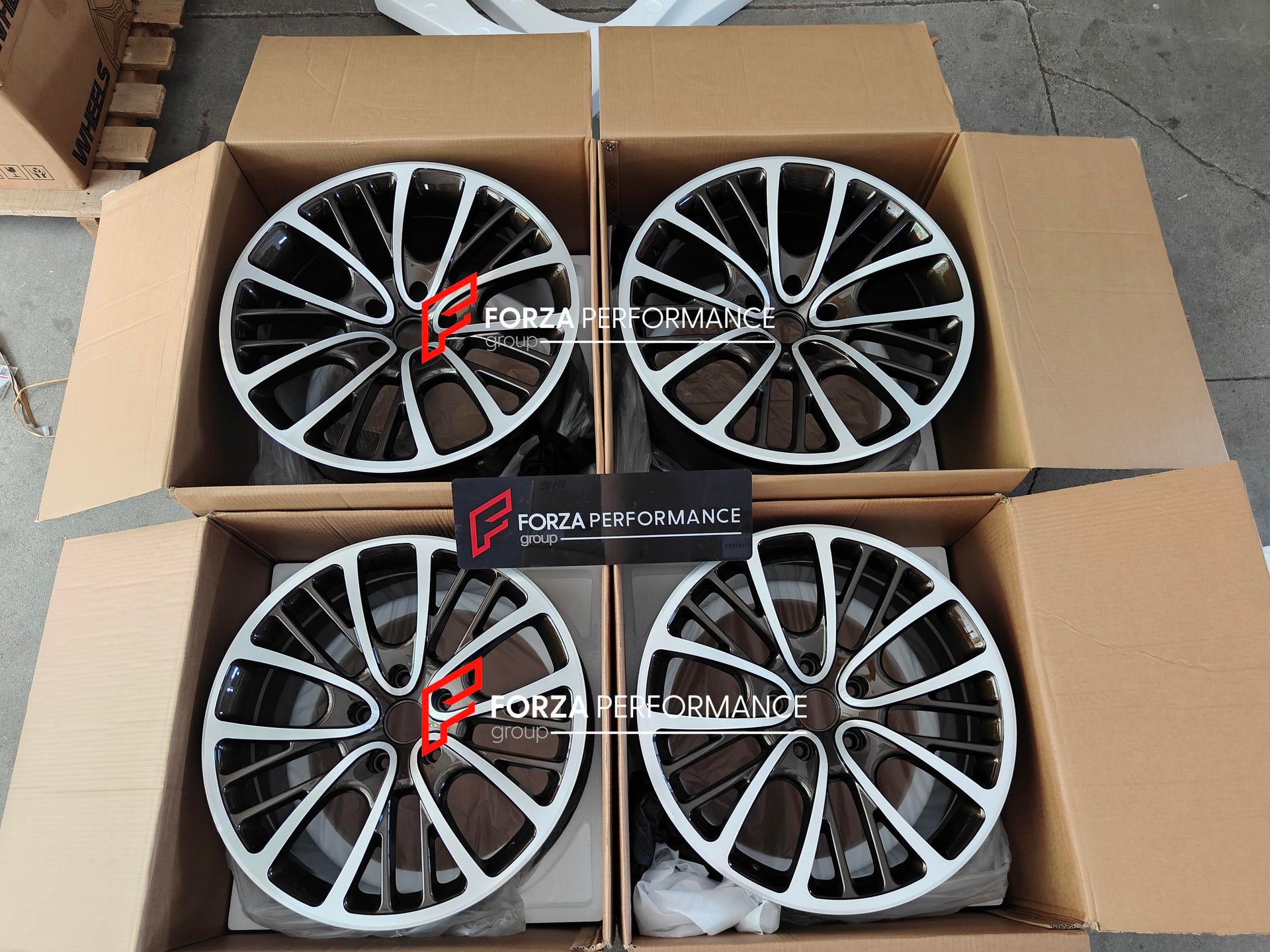 20 21 INCH FORGED WHEELS RIMS for BUGATTI CHIRON 2022 custom fit buy OEM Bugatti Veyron Super Sport style design wheels