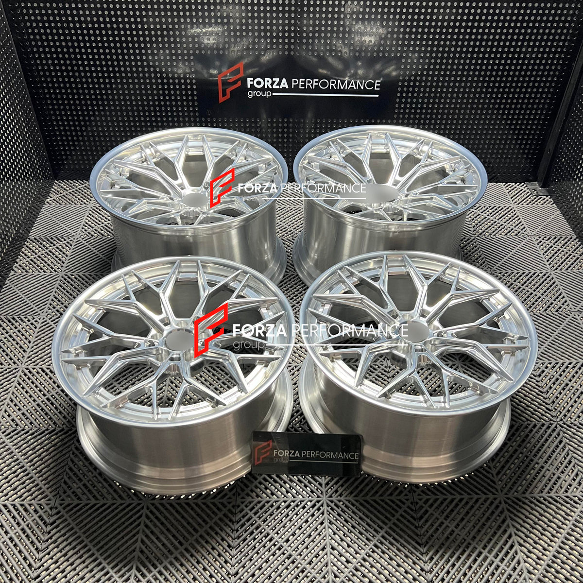 FORGED WHEELS RIMS FOR MCLAREN P47 SUV 2028+ Forza Performance custom fit buy Silver style design wheels