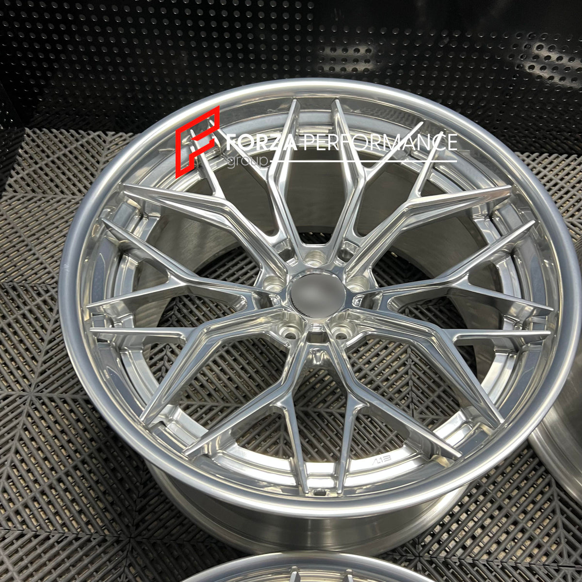 FORGED WHEELS RIMS FOR MCLAREN P47 SUV 2028+ Forza Performance custom fit buy Silver style design wheels