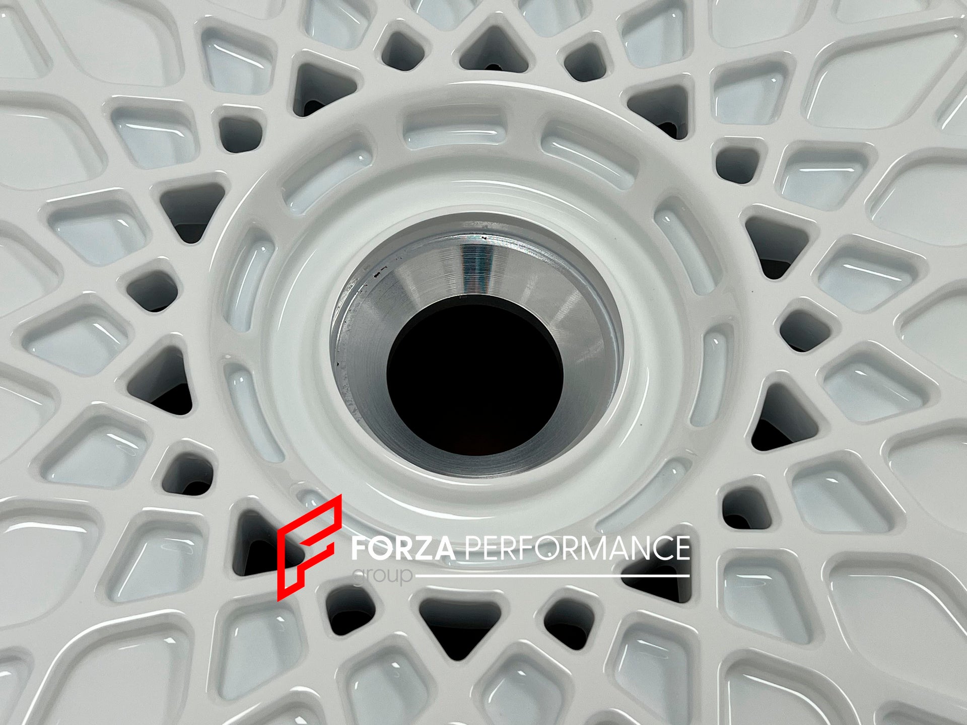 FORGED WHEELS RIMS FOR PORSCHE CAYENNE E4 EV 2026+ Forza Performance custom fit buy Vintage 501 style design wheels