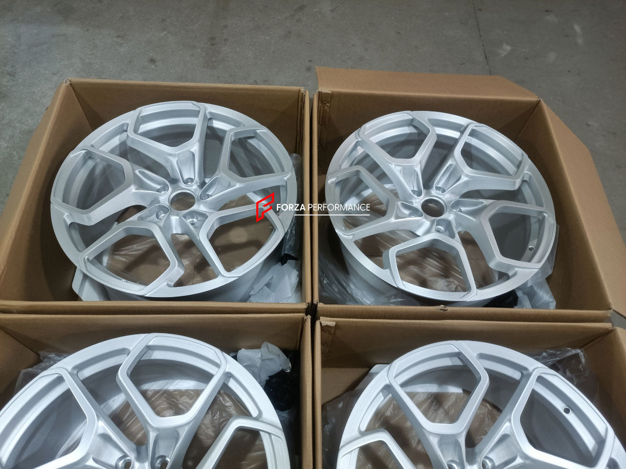FORGED WHEELS RIMS FOR FORD MUSTANG DARK HORSE SC 2026+ Forza Performance custom fit buy ROTIFORM HUR T