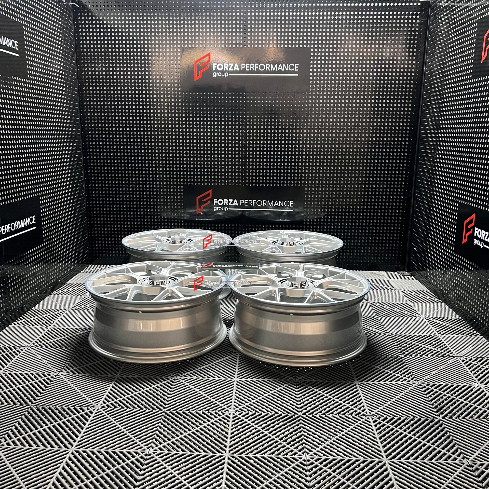 20 INCH FORGED WHEELS RIMS for MERCEDES BENZ C CLASS W206 C43 AMG 2025 custom fit OEM AMG GT C192 A1924011300 A1924011400 buy