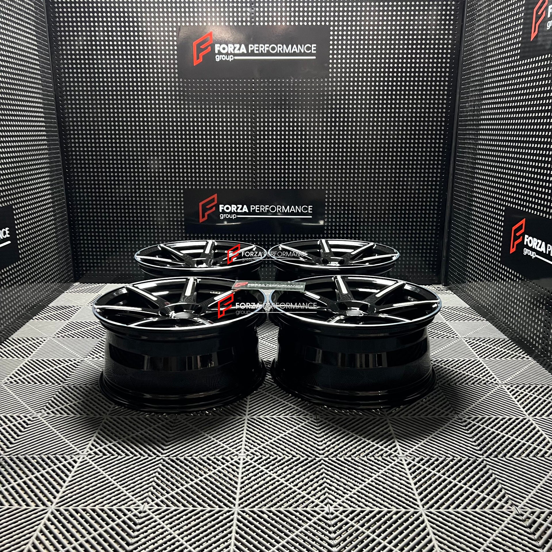 20 INCH FORGED WHEELS RIMS for MERCEDES BENZ E53 CABRIO AMG A238 C238 E CLASS CABRIOLET custom fit buy Moshammer Forged M.979.GT style wheels