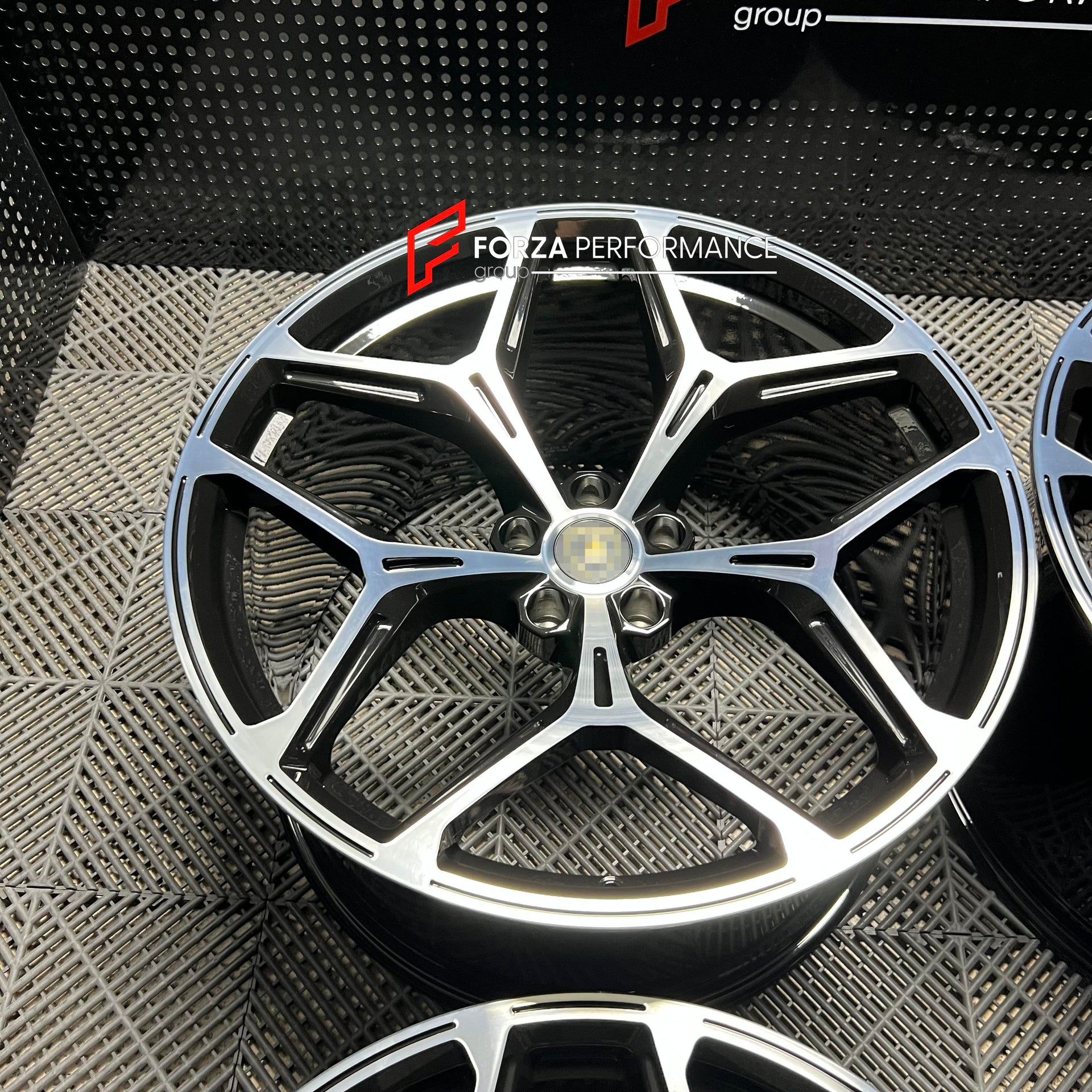 21 22 INCH FORGED WHEELS RIMS for LAMBORGHINI REVUELTO SV 2026+ custom fit buy OEM REVUELTO ALTANERO style wheels