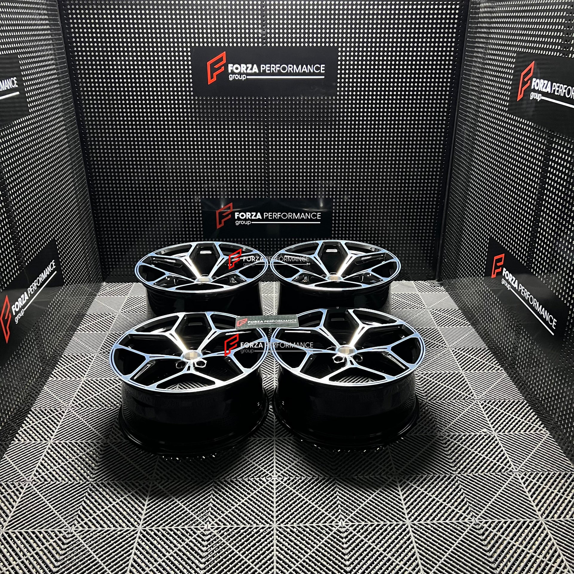 21 22 INCH FORGED WHEELS RIMS for LAMBORGHINI REVUELTO SV 2026+ custom fit buy OEM REVUELTO ALTANERO style wheels