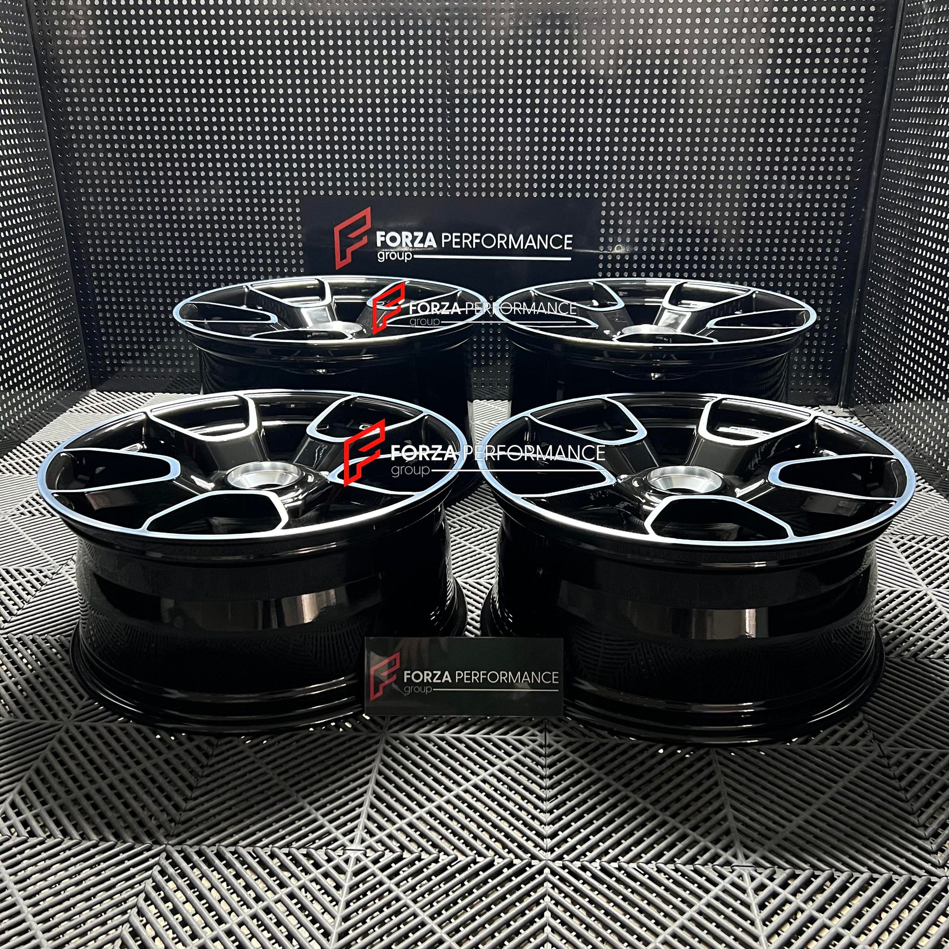 21 22 INCH FORGED CENTERLOCK WHEELS RIMS for PORSCHE 911 TURBO S 992.1 2024 custom fit buy OEM 992 TURBO S style wheels
