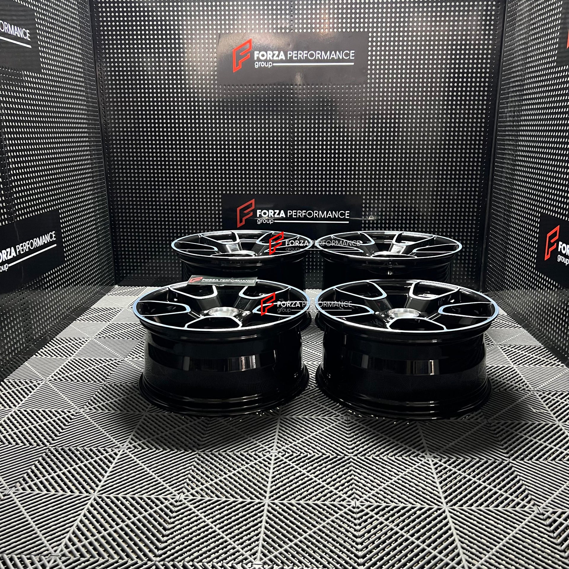 21 22 INCH FORGED CENTERLOCK WHEELS RIMS for PORSCHE 911 TURBO S 992.1 2024 custom fit buy OEM 992 TURBO S style wheels