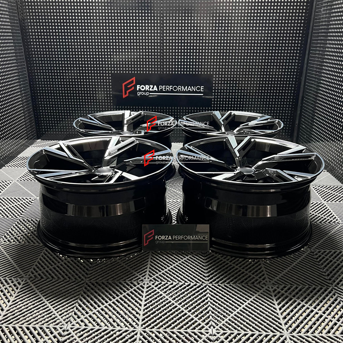 FORGED WHEELS RIMS FOR AUDI E7X 2026+ Forza Performance custom fit buy OEM RS6 style wheel 4K0601025BL
