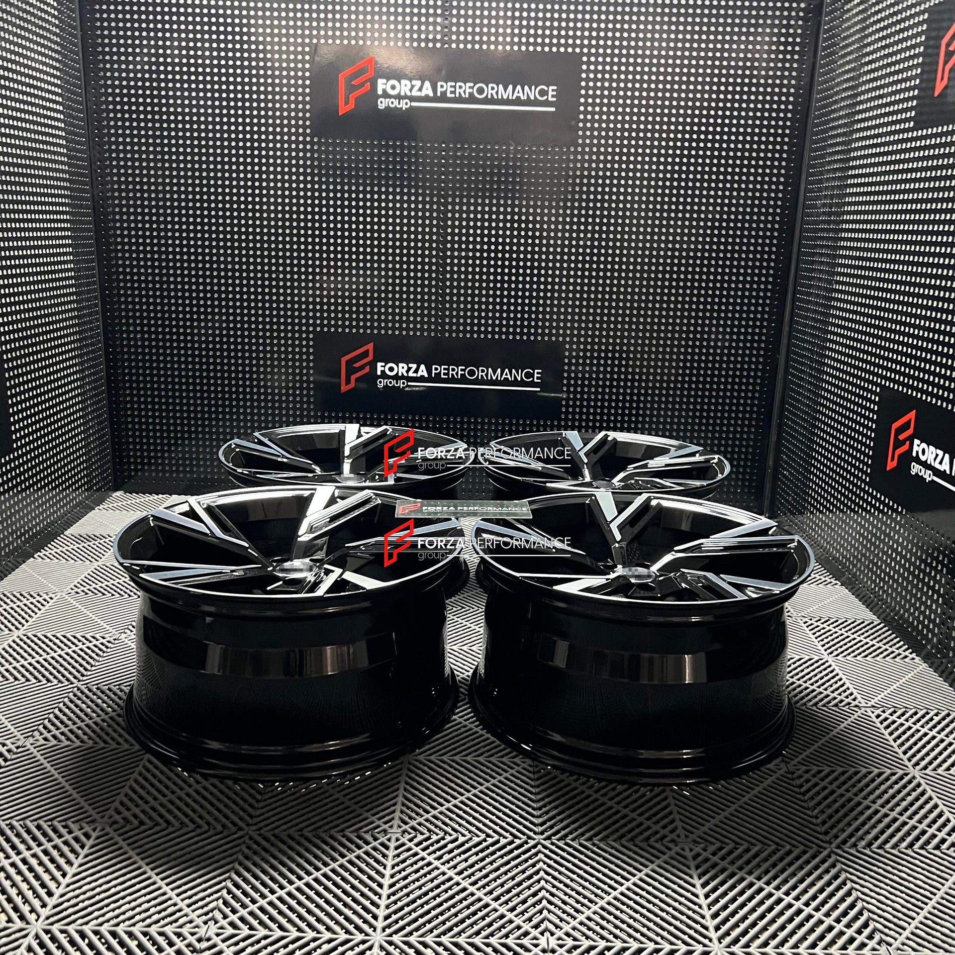FORGED WHEELS RIMS FOR AUDI E7X 2026+ Forza Performance custom fit buy OEM RS6 style wheel 4K0601025BL