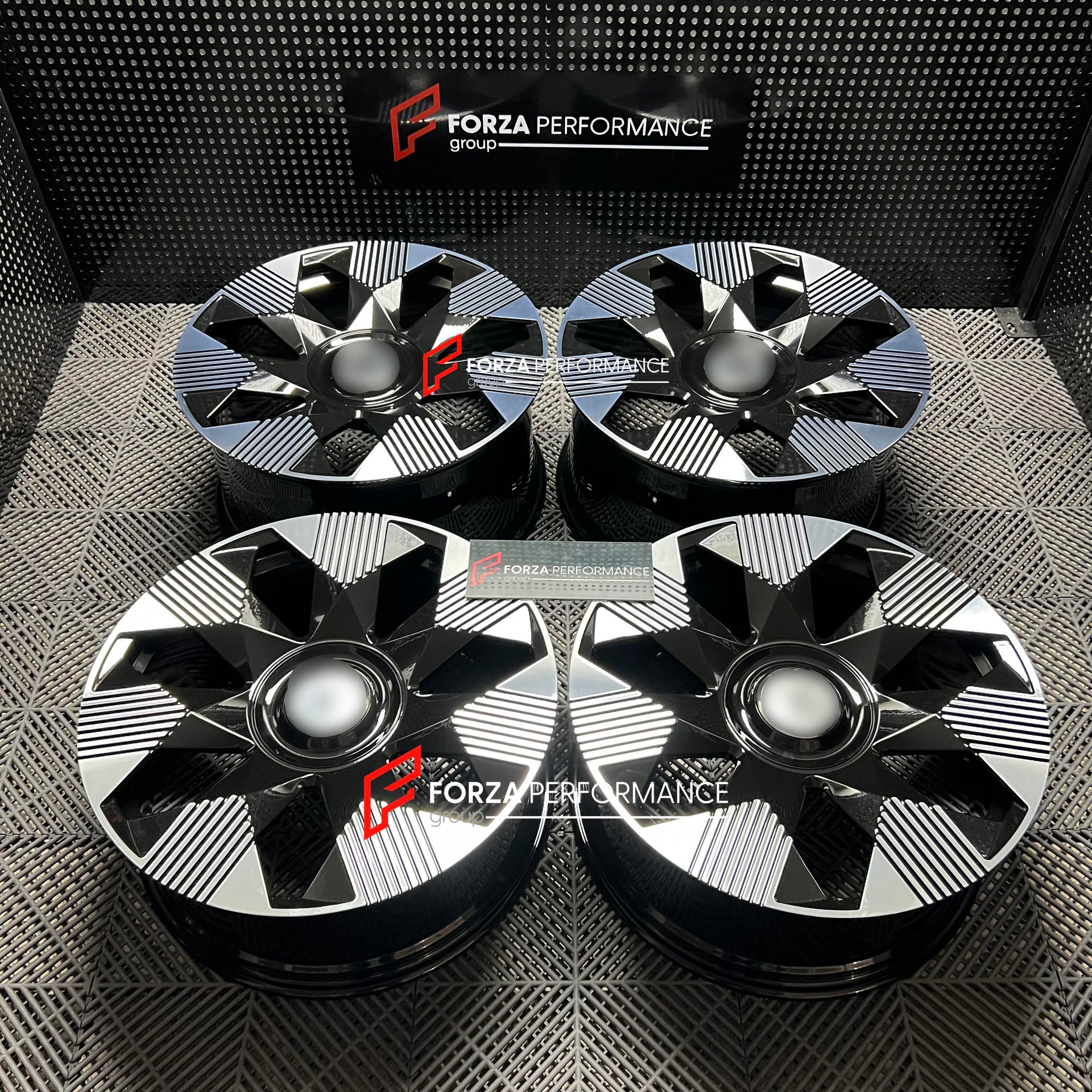 FORGED WHEELS RIMS FOR BMW 740I XDRIVE 2027 Forza Performance custom fit buy OEM CULLINAN BLACK BADGE WHEELS style design