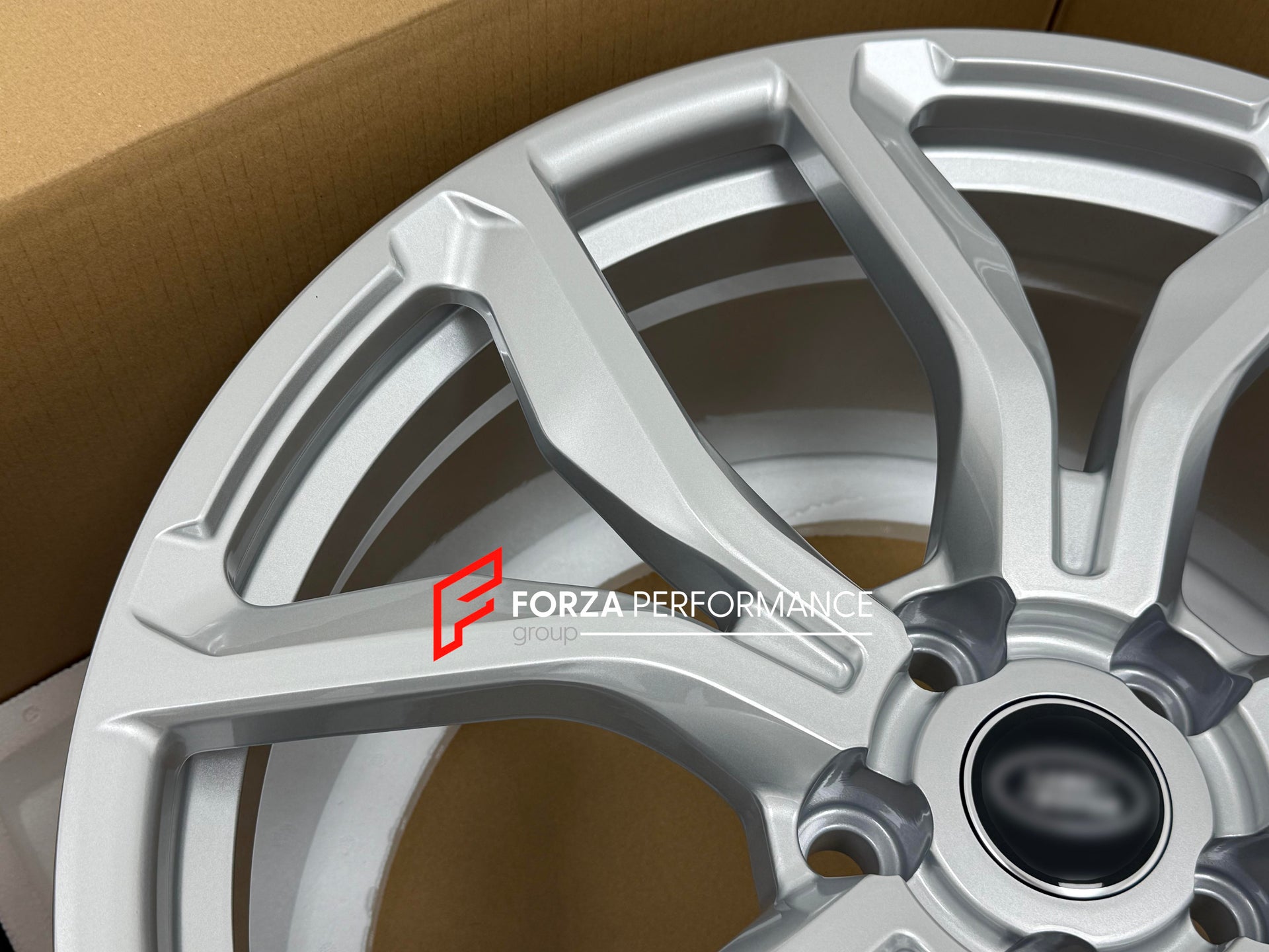 FORGED WHEELS RIMS FOR LAND ROVER RANGE ROVER L460 2026 P530 Forza Performance custom fit buy Range Rover Sport SVR LR103600 style design wheels
