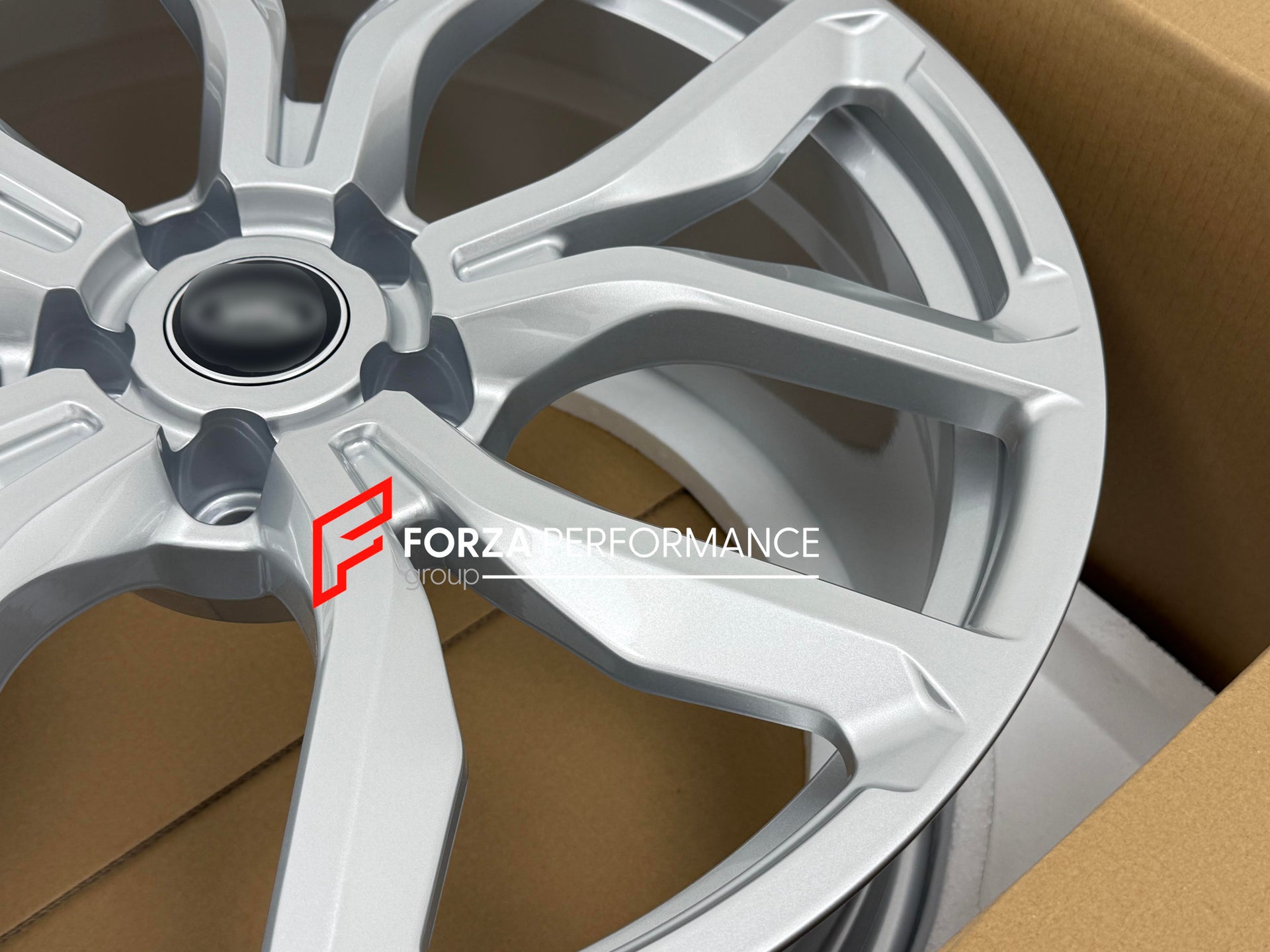 FORGED WHEELS RIMS FOR LAND ROVER RANGE ROVER L460 2026 P530 Forza Performance custom fit buy Range Rover Sport SVR LR103600 style design wheels