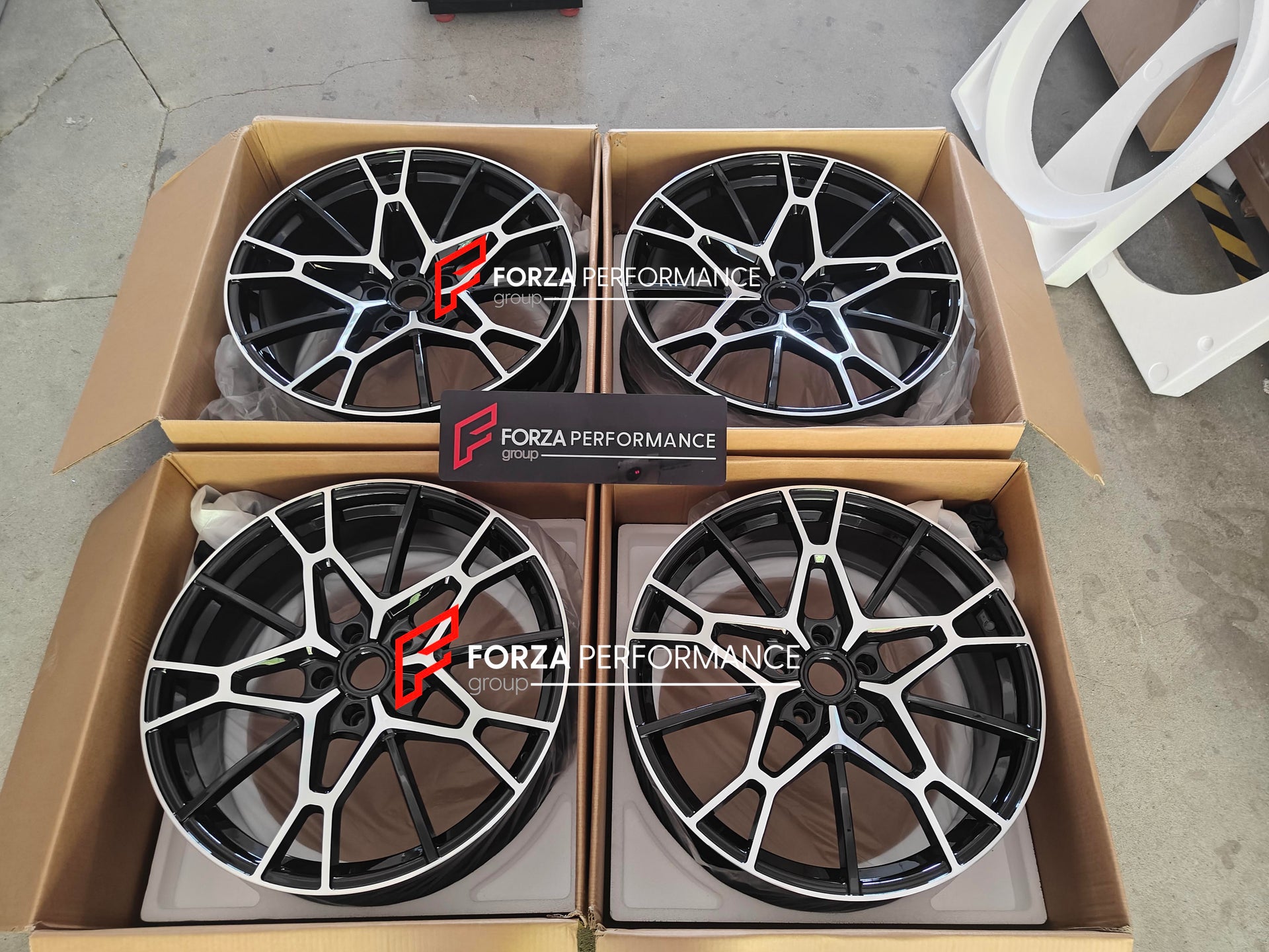 22 INCH FORGED WHEELS RIMS for ASTON MARTIN RAPIDE S 2015 custom fit buy Aston Martin Vantage AMR LY63-1007-BA style design wheels