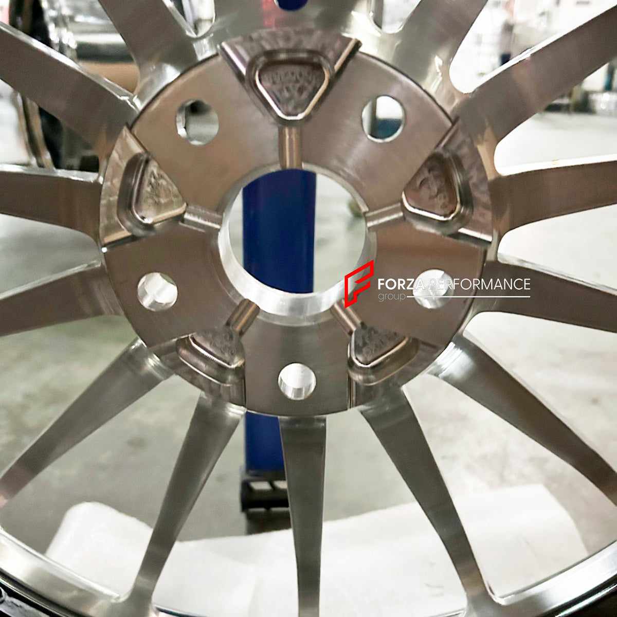 22 INCH FORGED WHEELS RIMS for BENTLEY Torcal EV 2026+ custom fit VOSSEN VPS-2