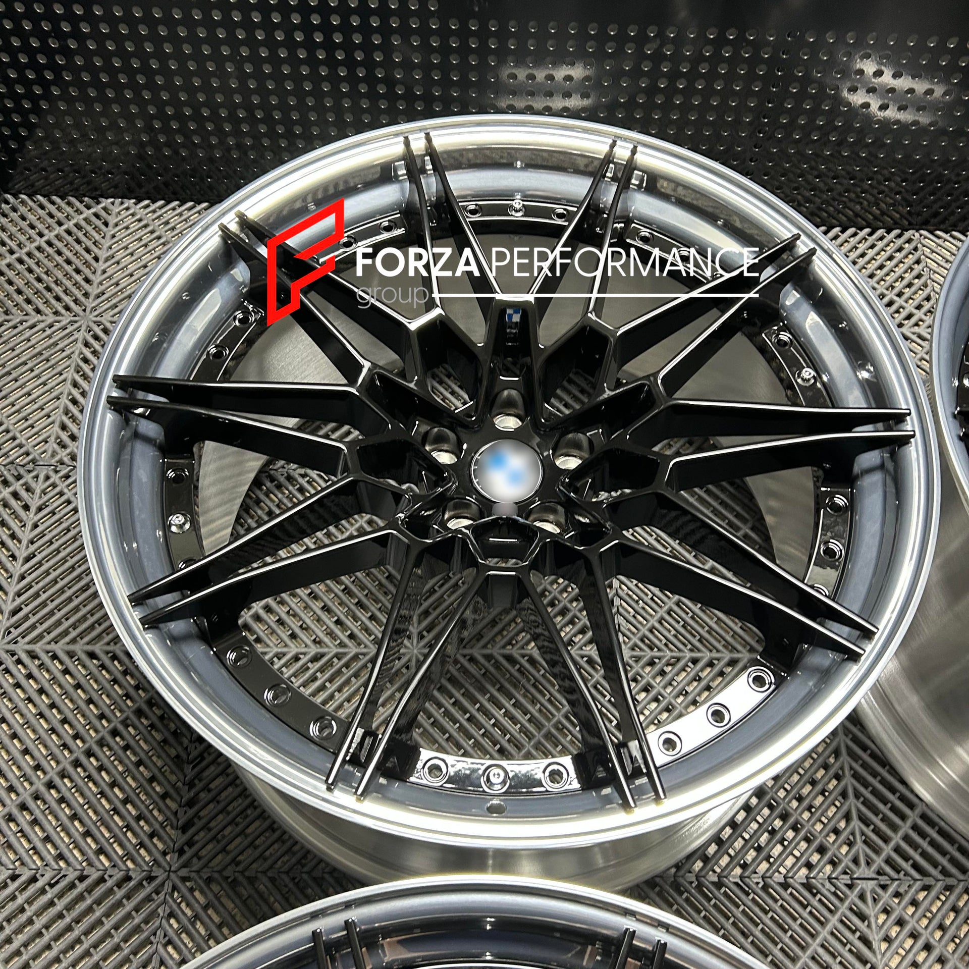22 INCH FORGED WHEELS RIMS for BMW X5 G05 G18 2024 sDRIVE40i custom fit buy OEM BMW 826M style design wheels