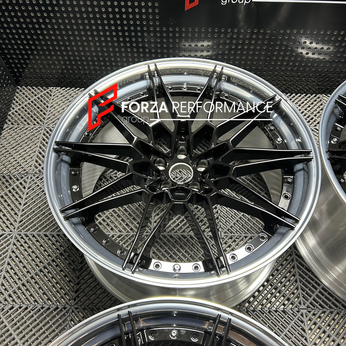 22 INCH FORGED WHEELS RIMS for BMW X5 G05 G18 2024 sDRIVE40i custom fit buy OEM BMW 826M style design wheels