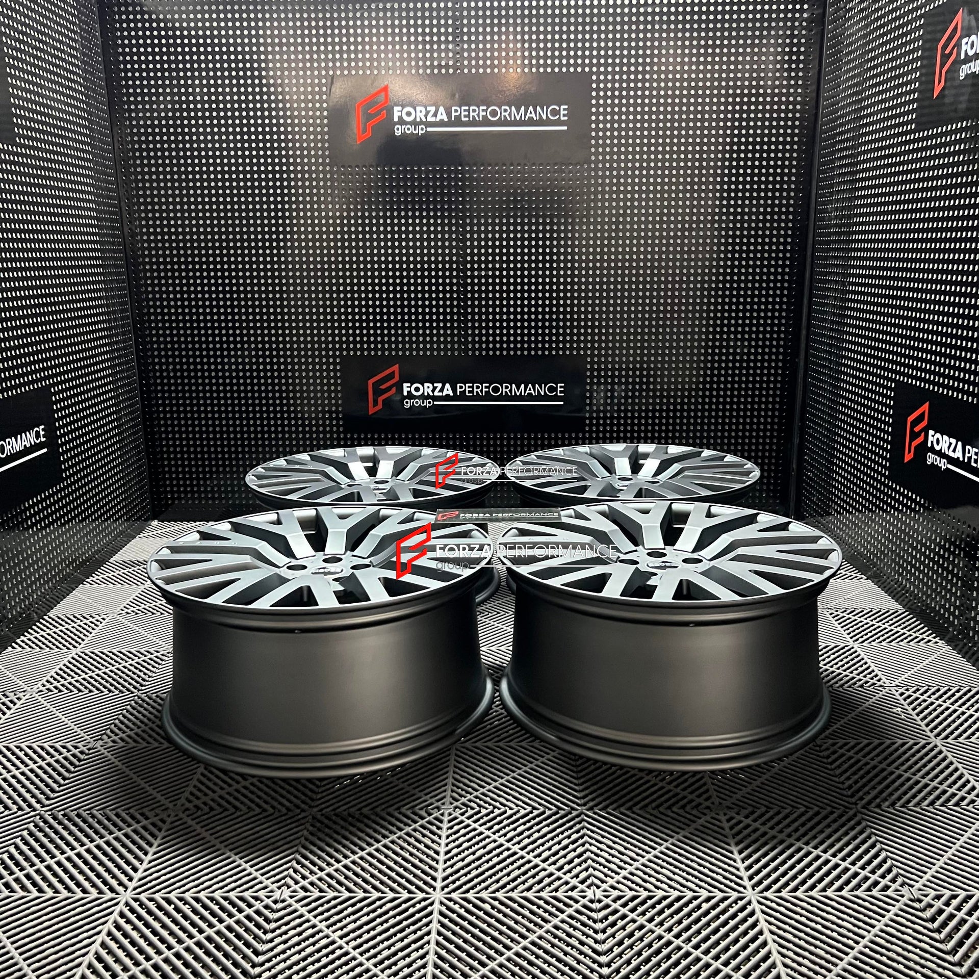 FORGED WHEELS RIMS FOR LAND ROVER RANGE ROVER L460 2026 P530 Forza Performance custom fit buy KAHN RS FORGED style wheels
